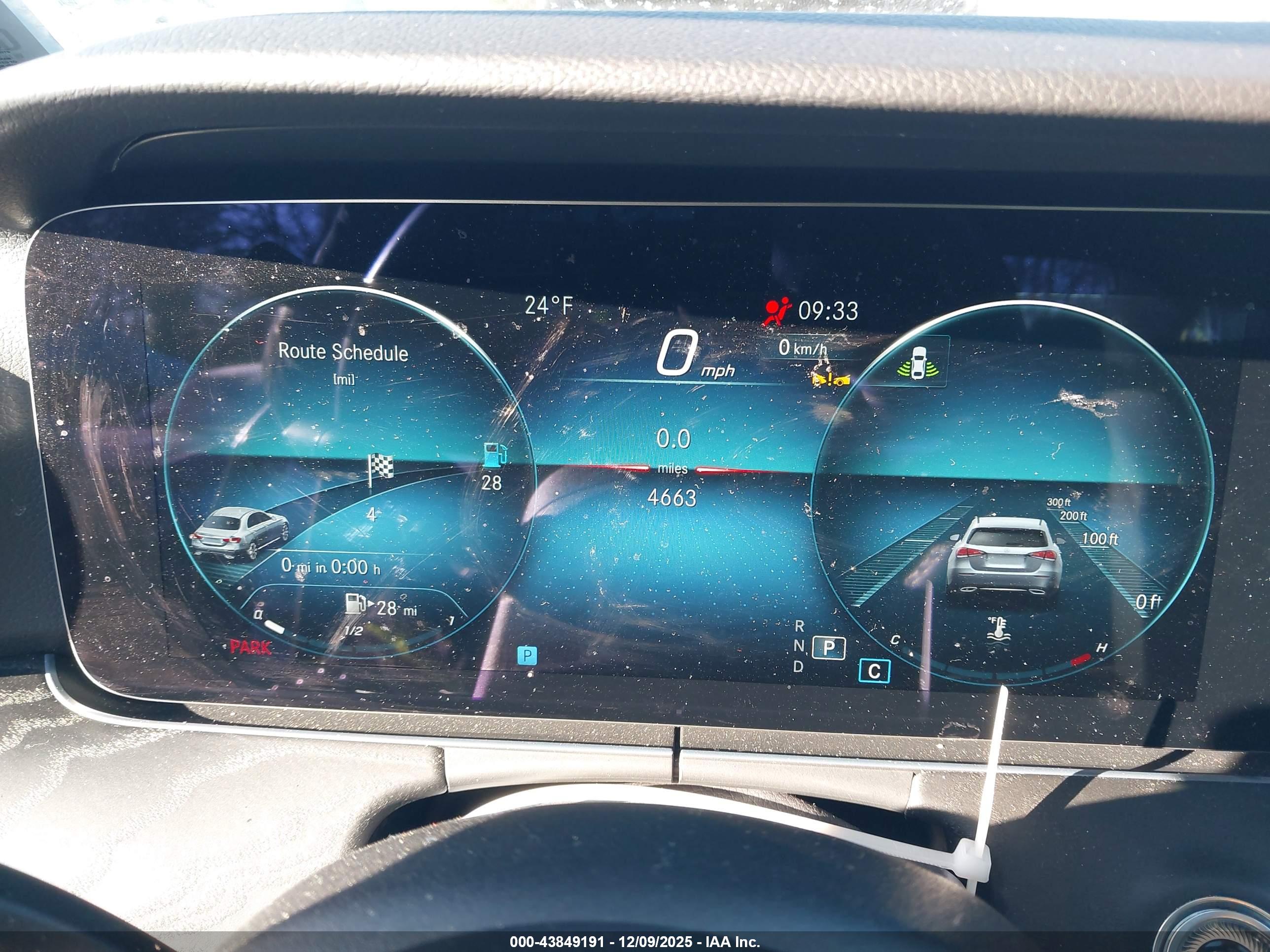 MERCEDES-BENZ E image 7