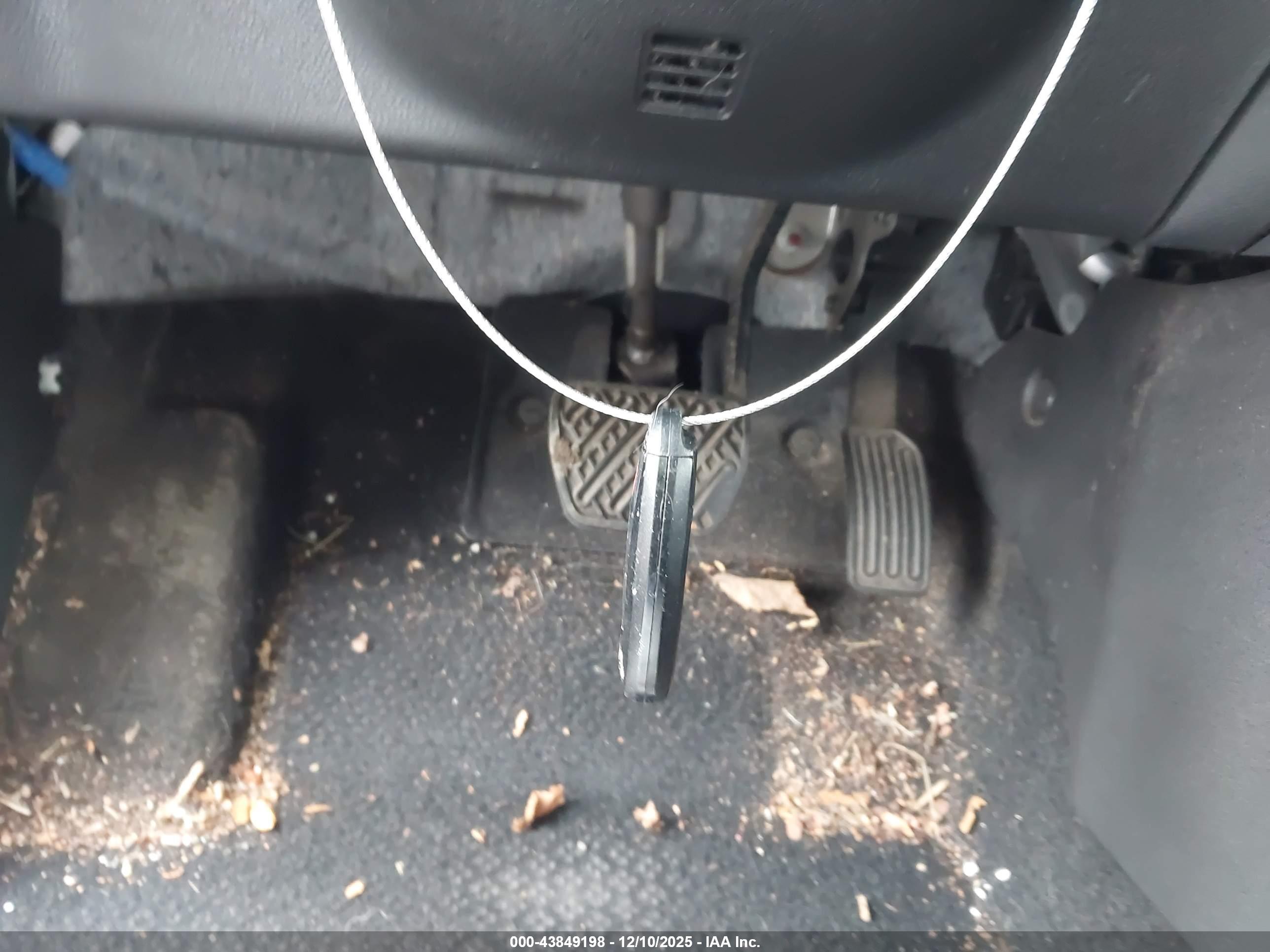 NISSAN JUKE image 11