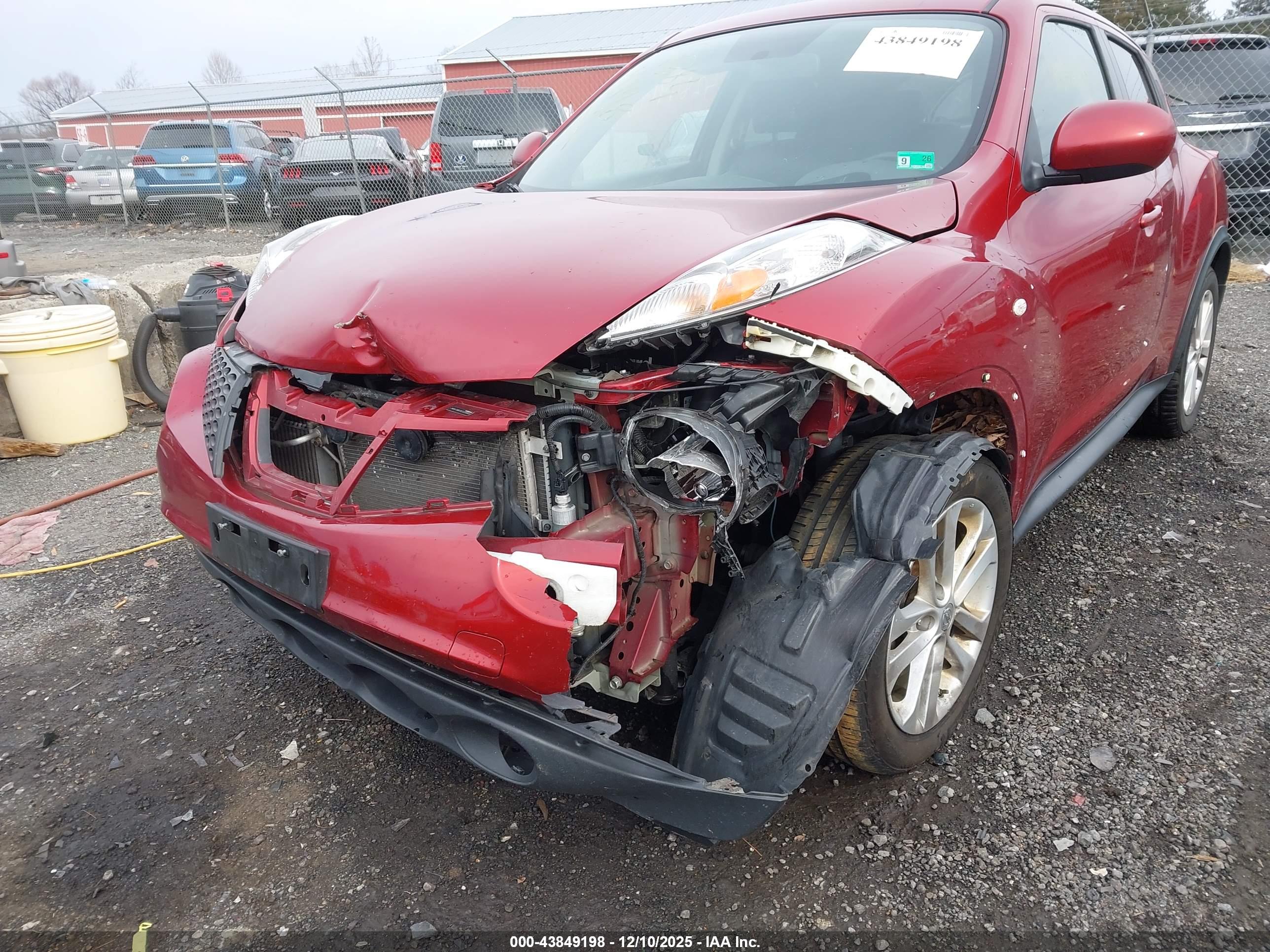 NISSAN JUKE image 6