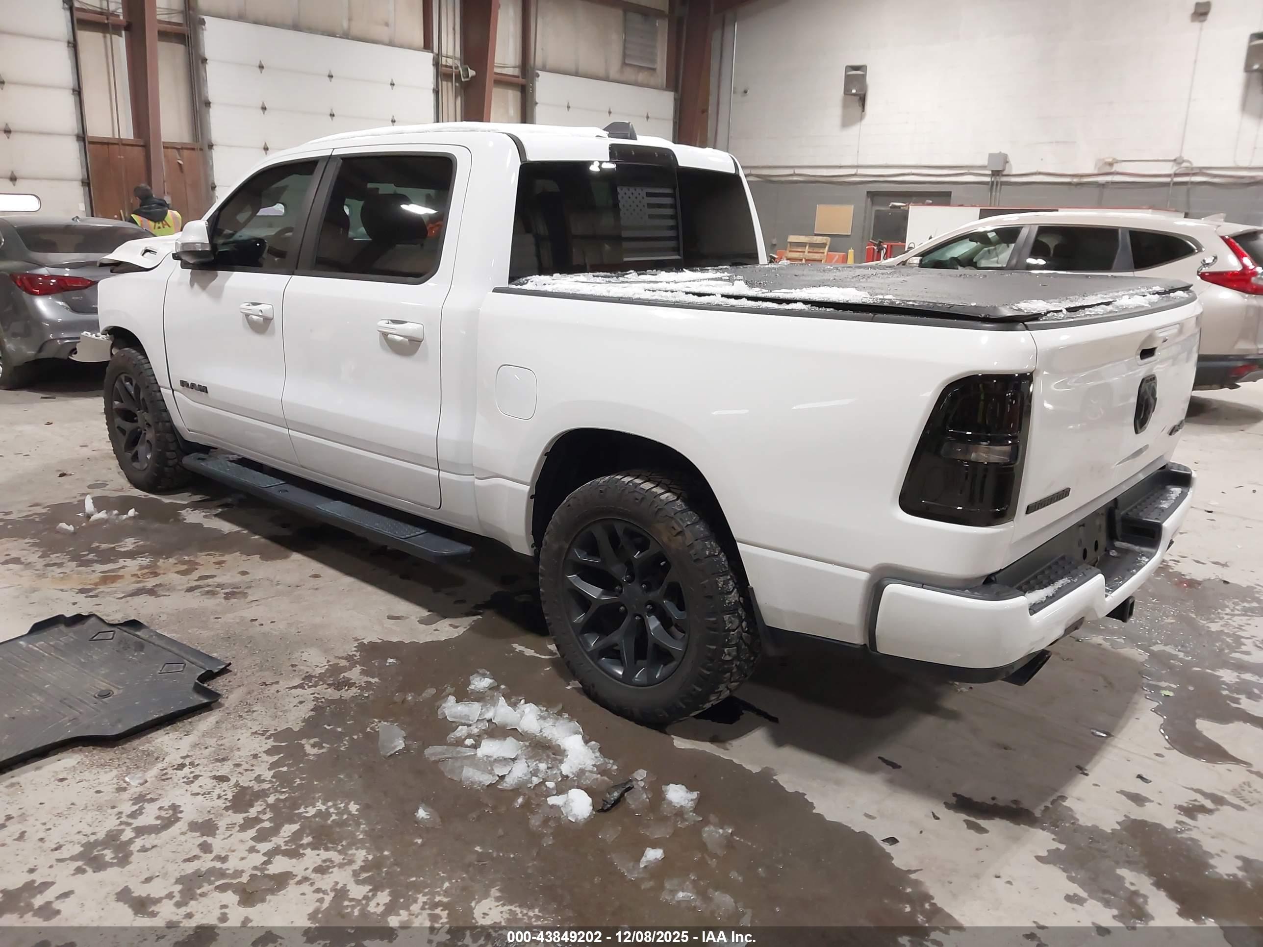 RAM 1500 image 3