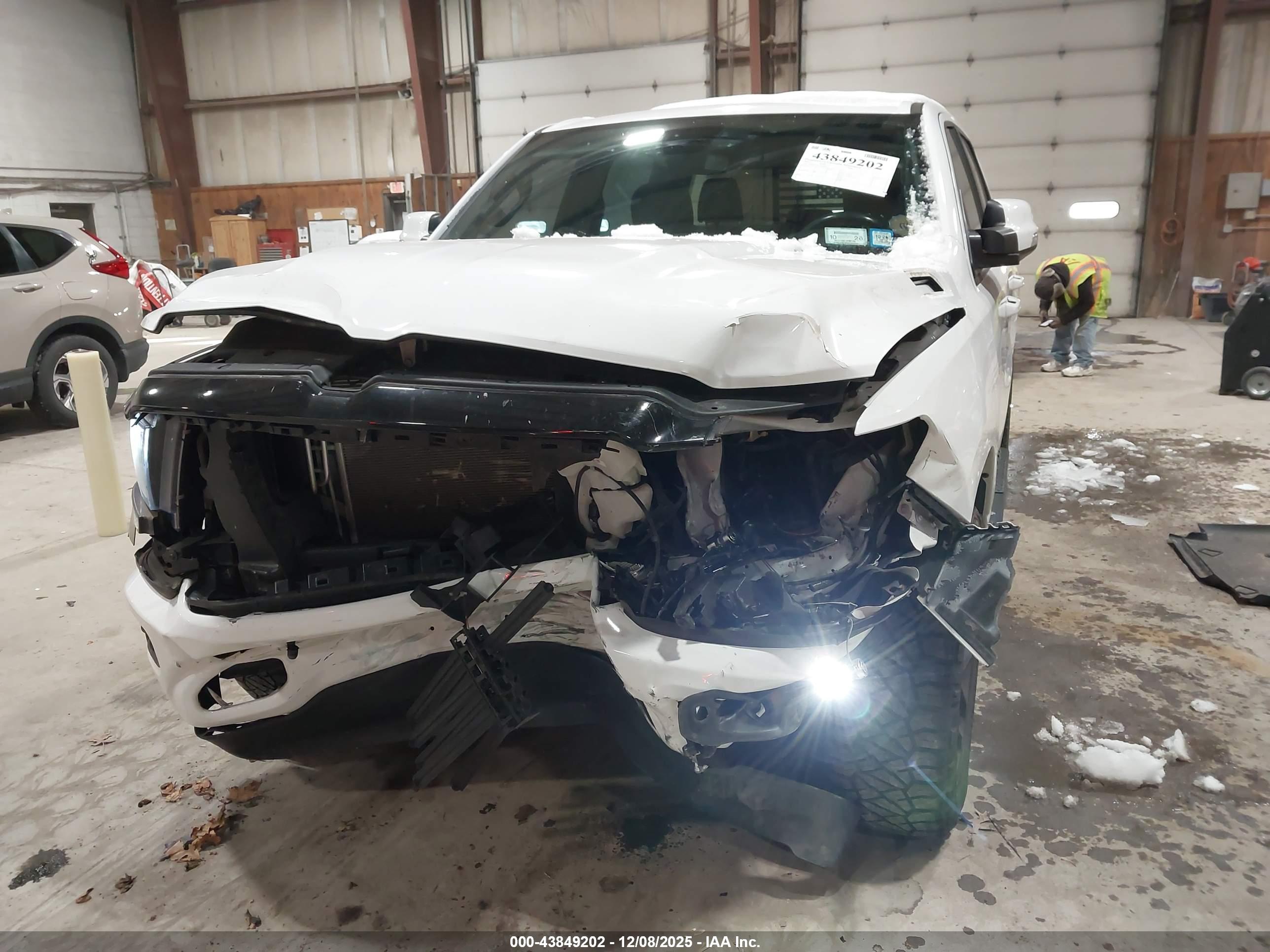 RAM 1500 image 6