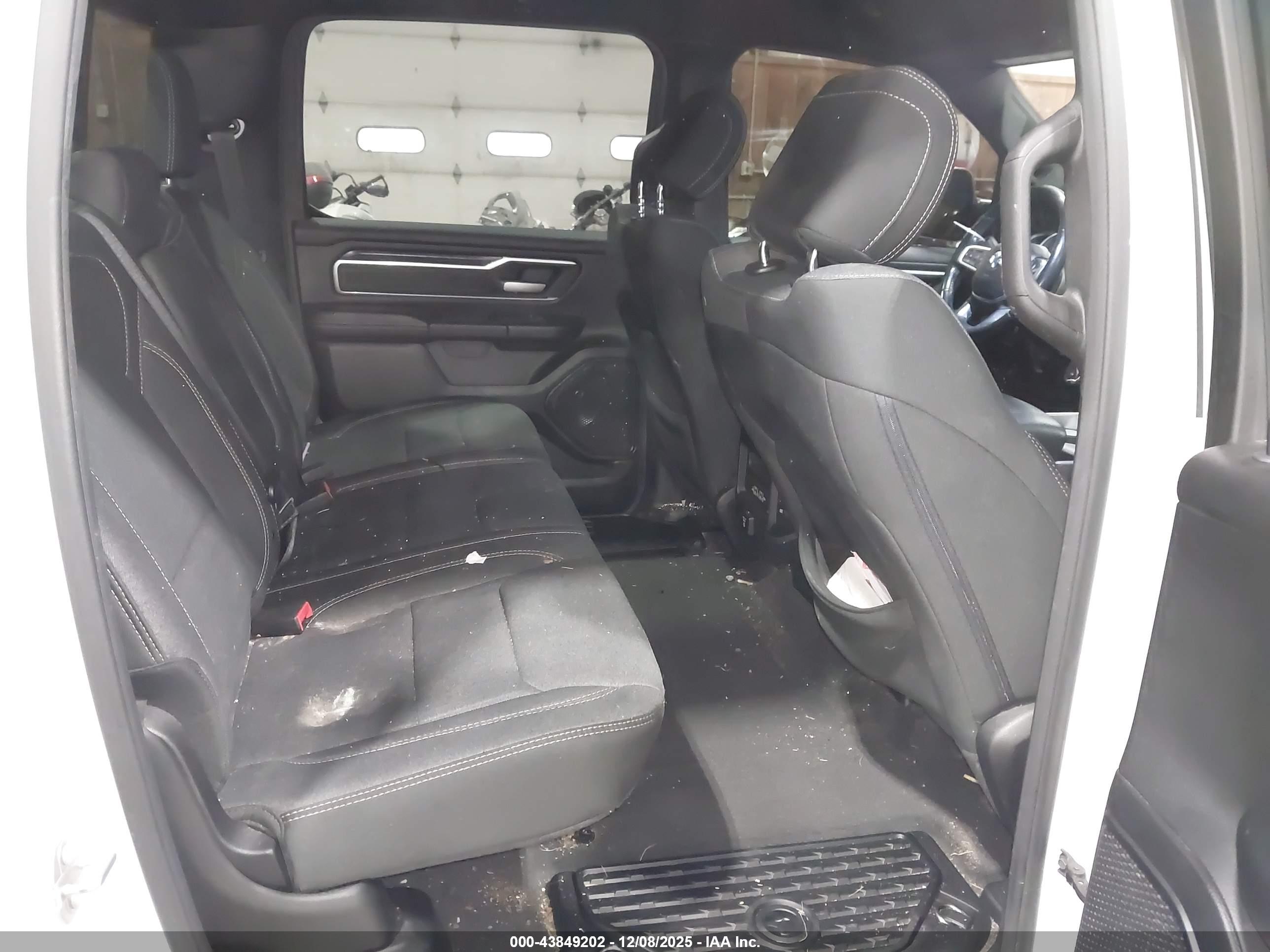 RAM 1500 image 8