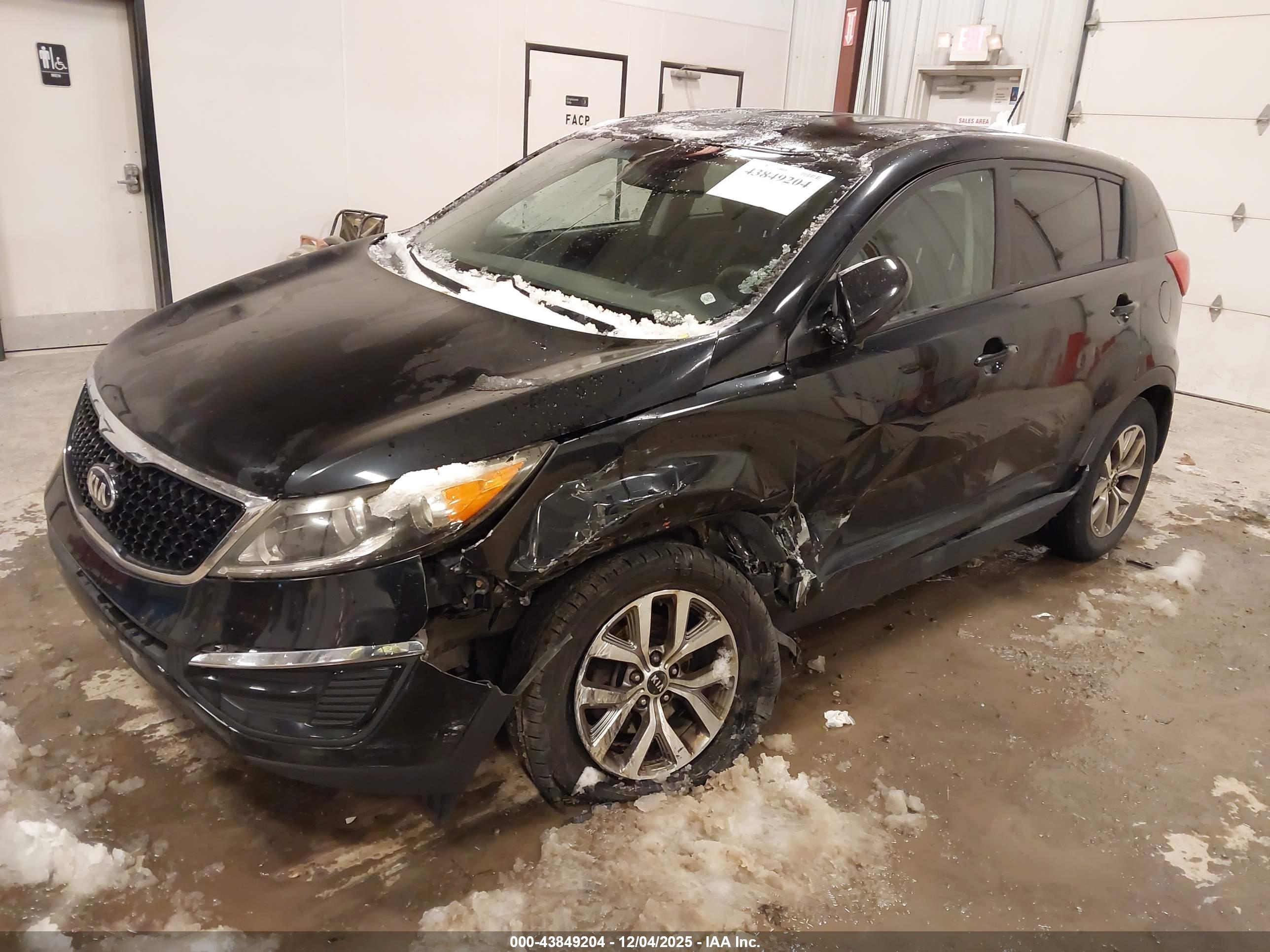 KIA SPORTAGE image 2