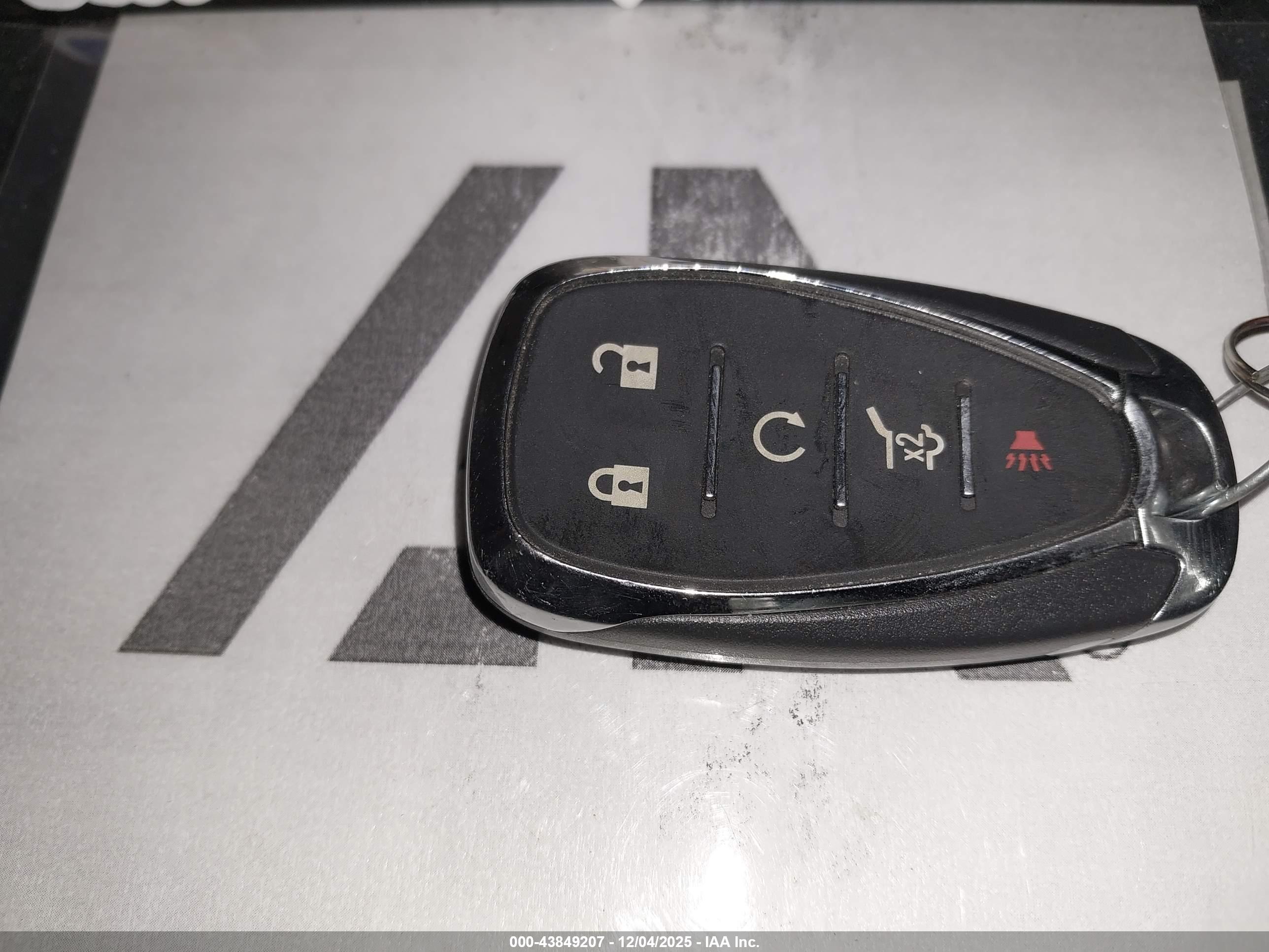 CHEVROLET EQUINOX image 11