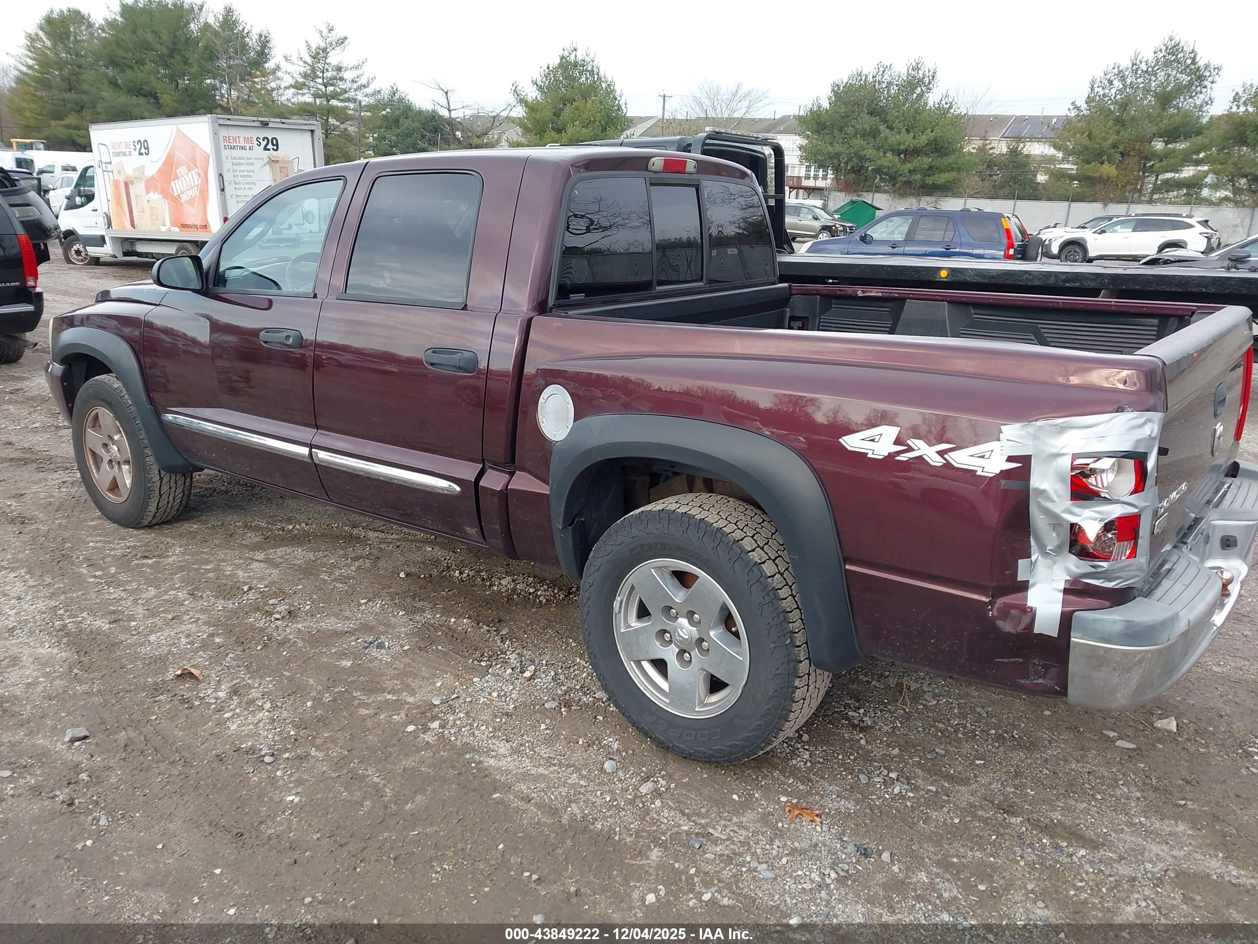 DODGE DAKOTA image 3