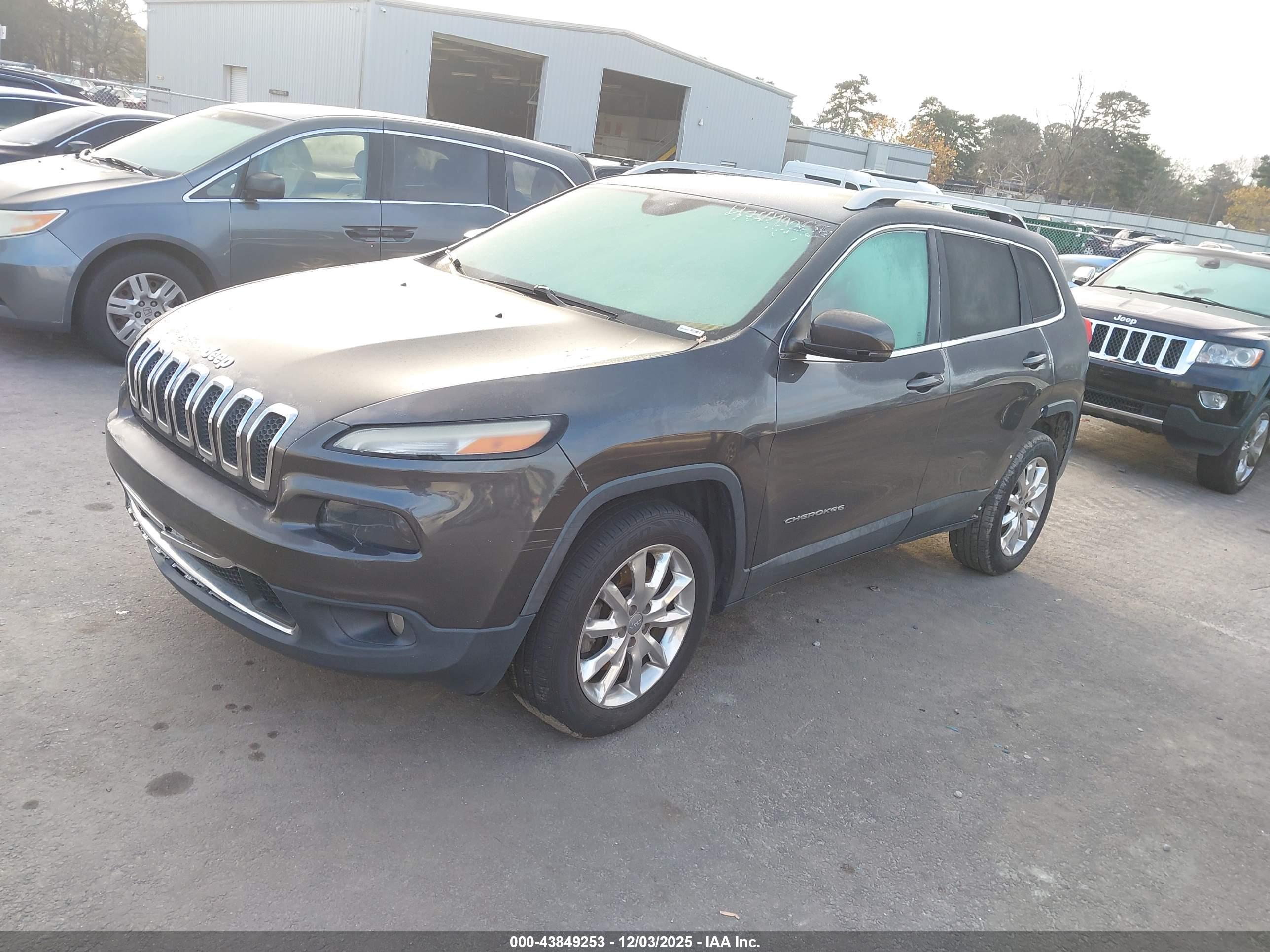 JEEP CHEROKEE image 2