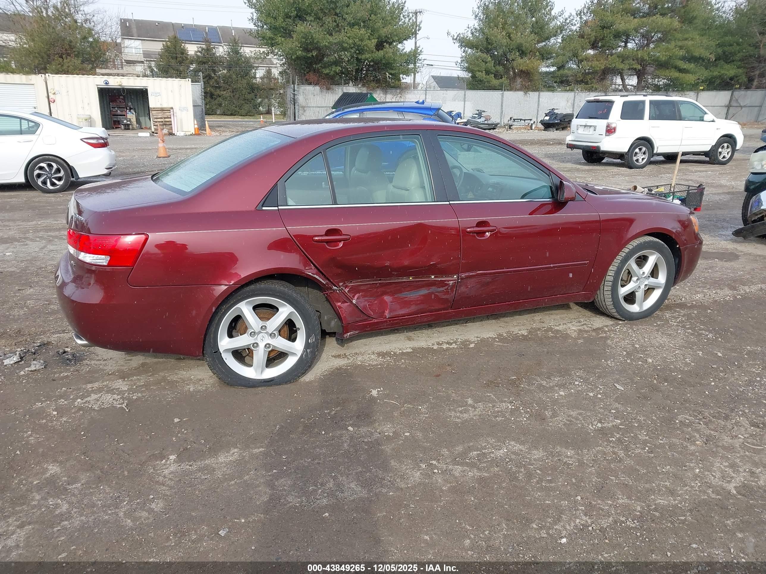 HYUNDAI SONATA image 4