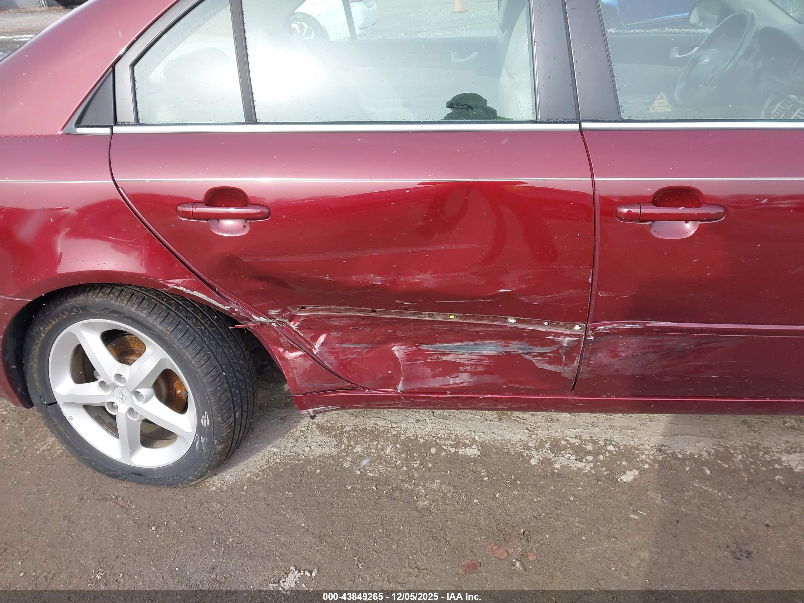 HYUNDAI SONATA image 6