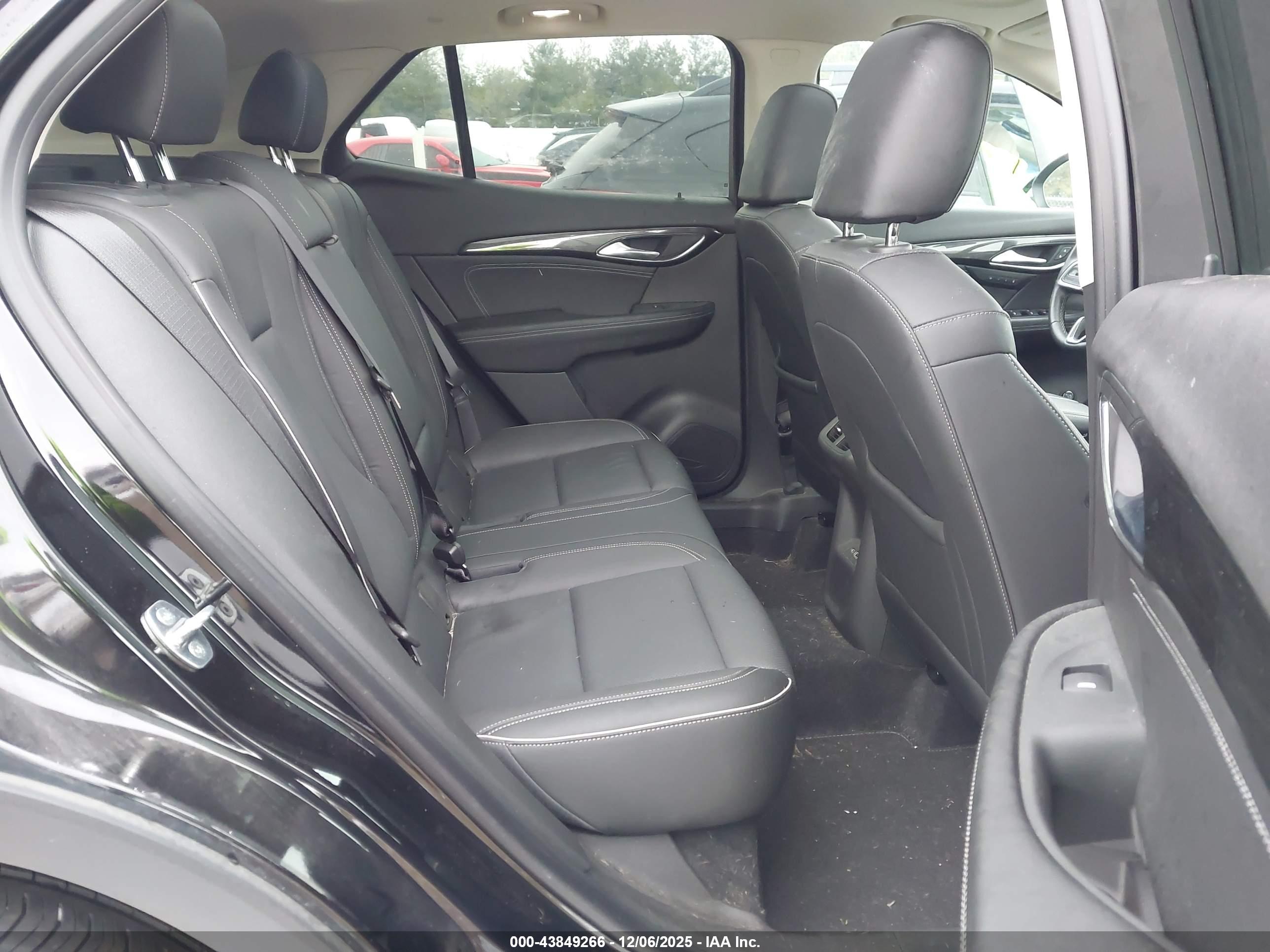 BUICK ENVISION image 8