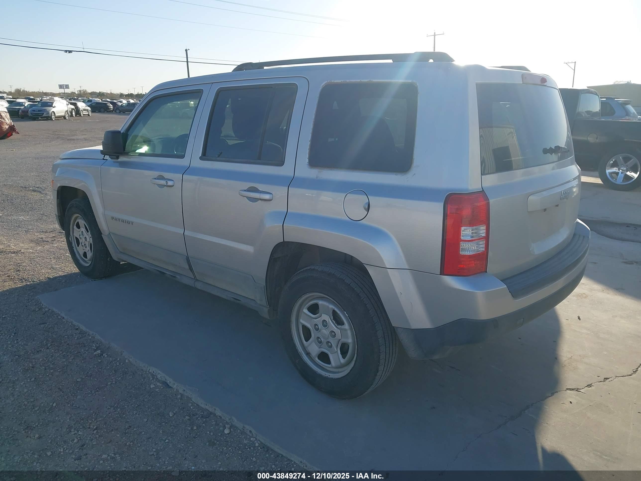 JEEP PATRIOT image 3