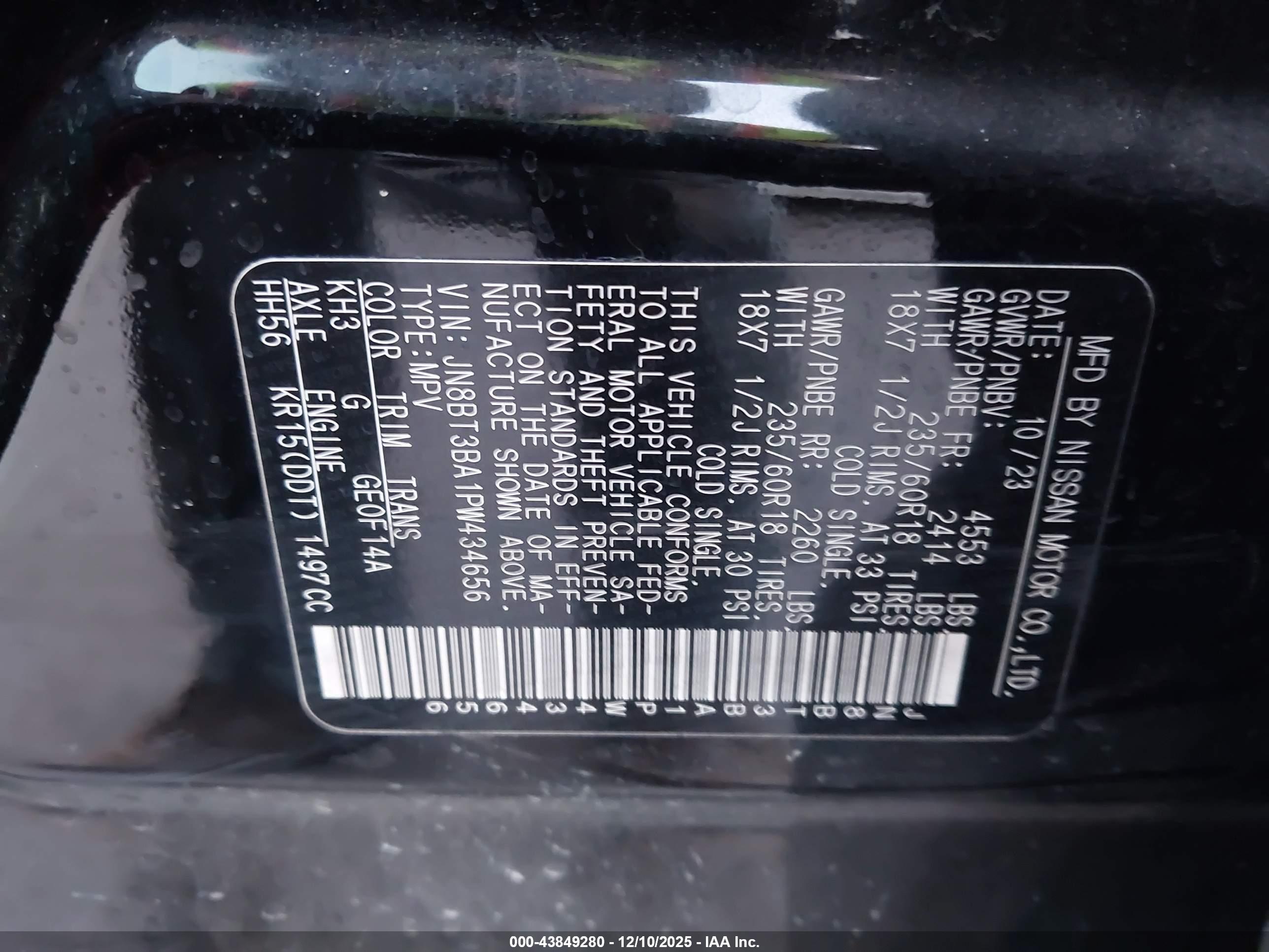 NISSAN ROGUE image 9