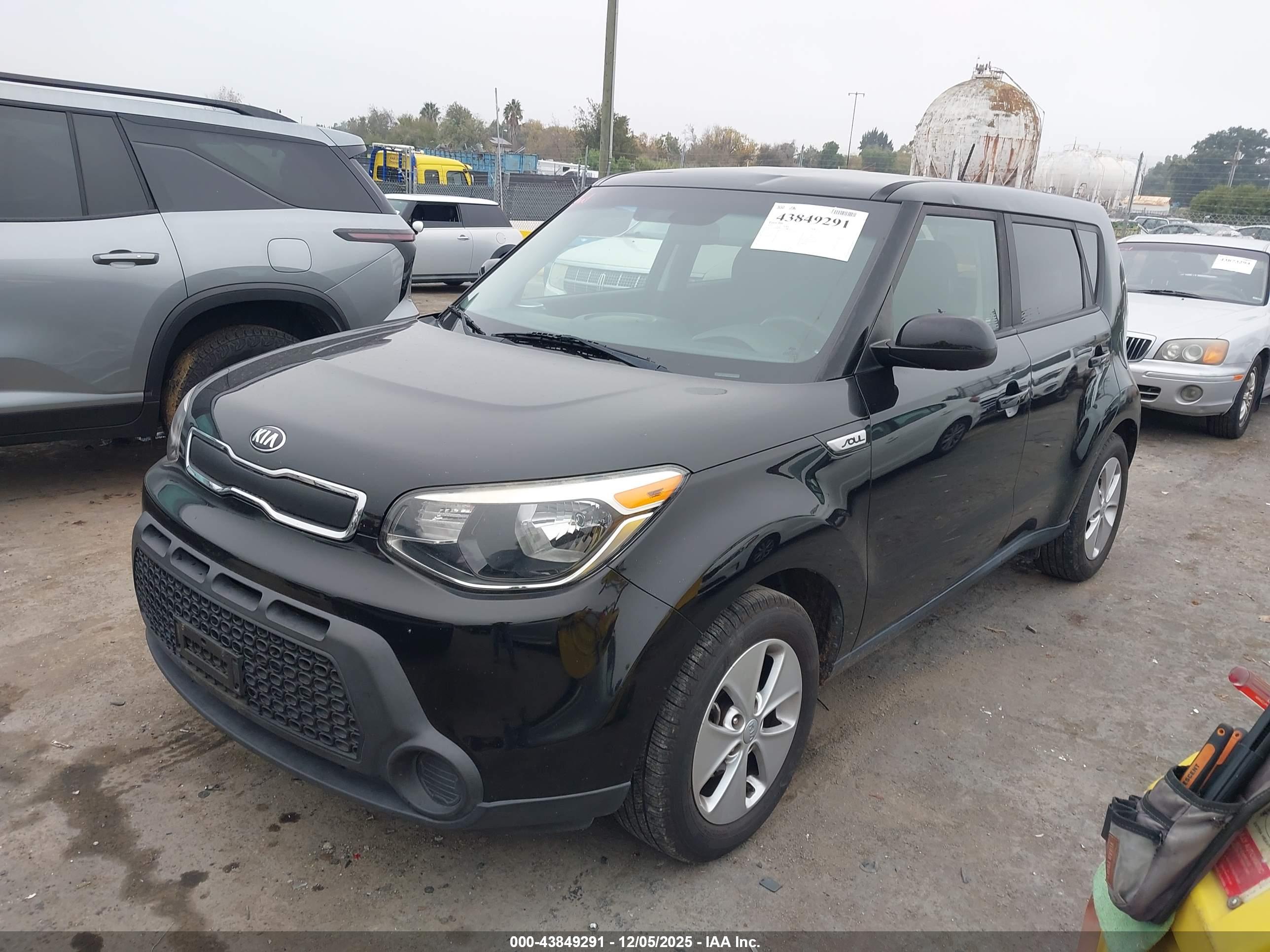 KIA SOUL image 2