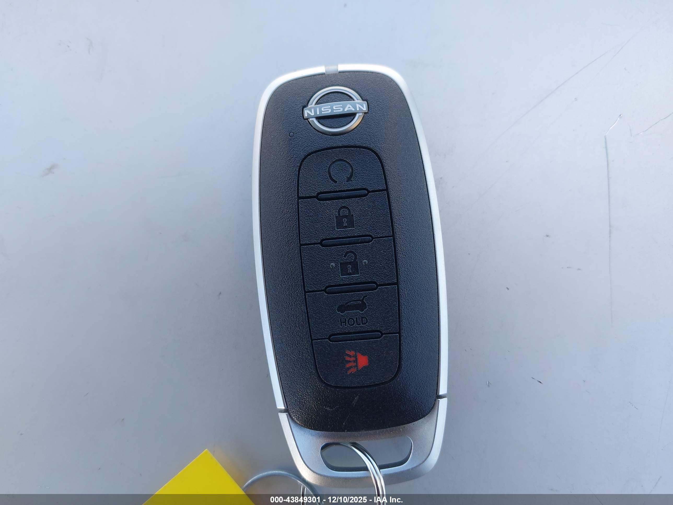 NISSAN PATHFINDER image 11