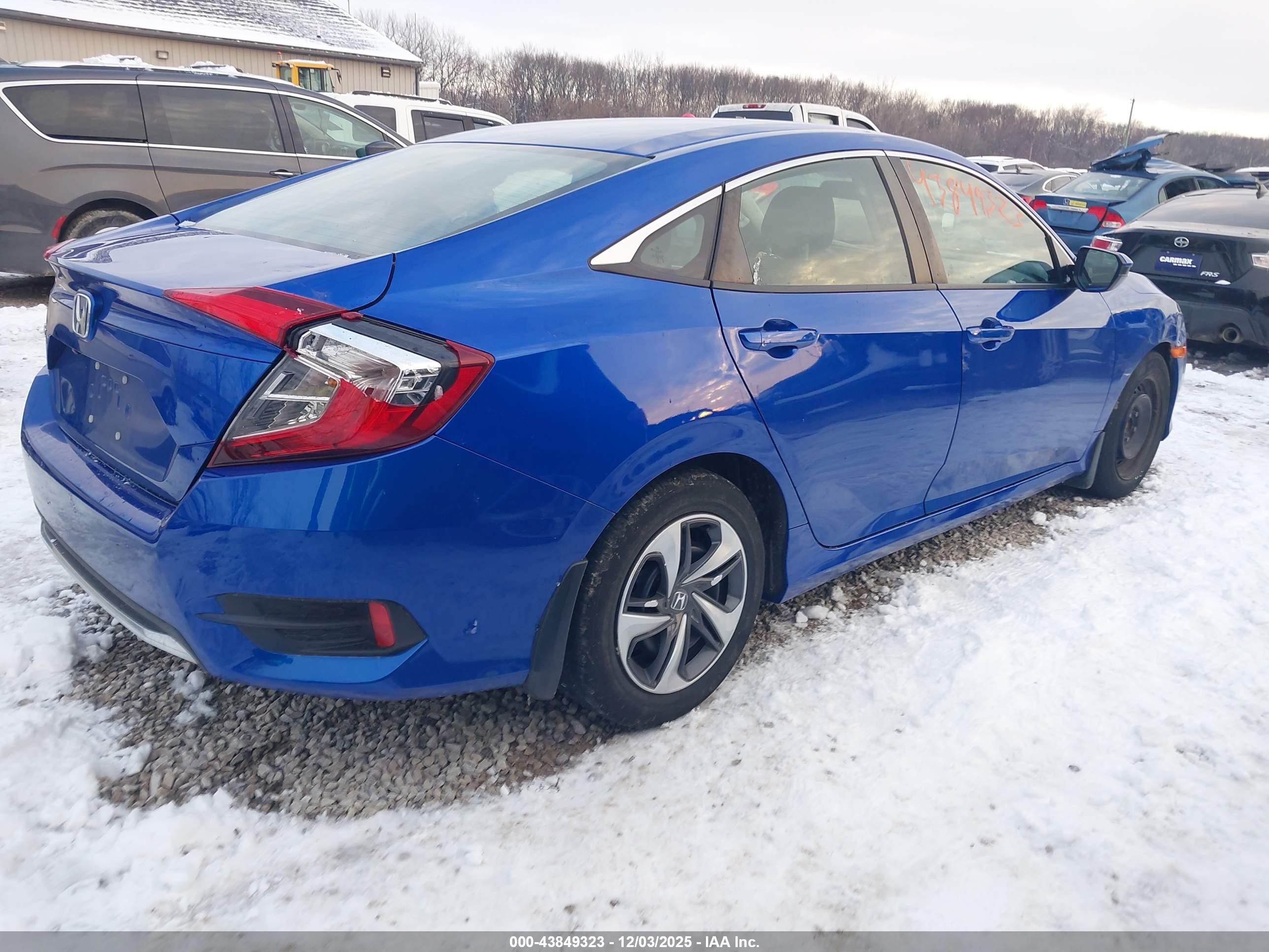 HONDA CIVIC image 4
