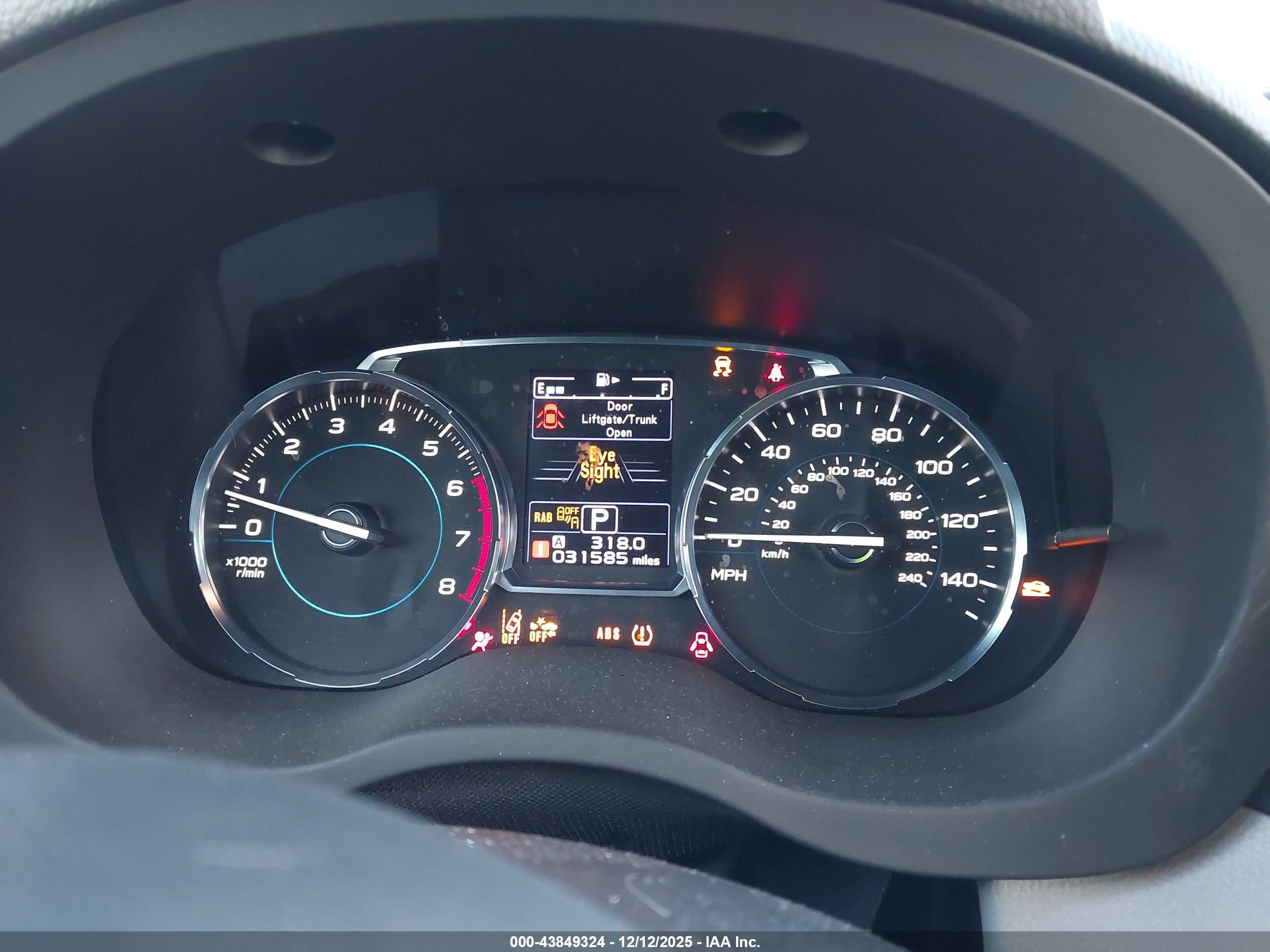 SUBARU FORESTER image 7