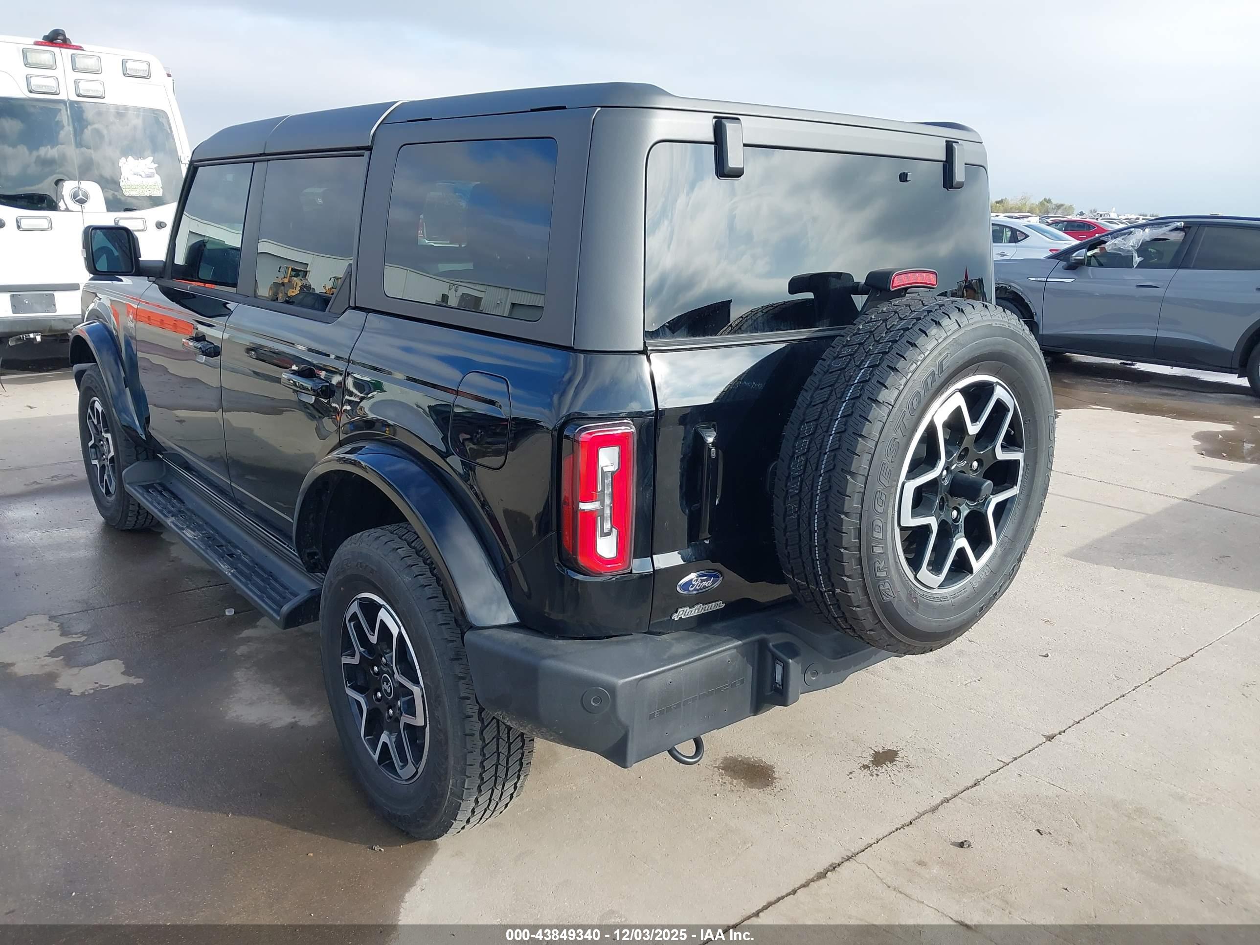 FORD BRONCO image 3