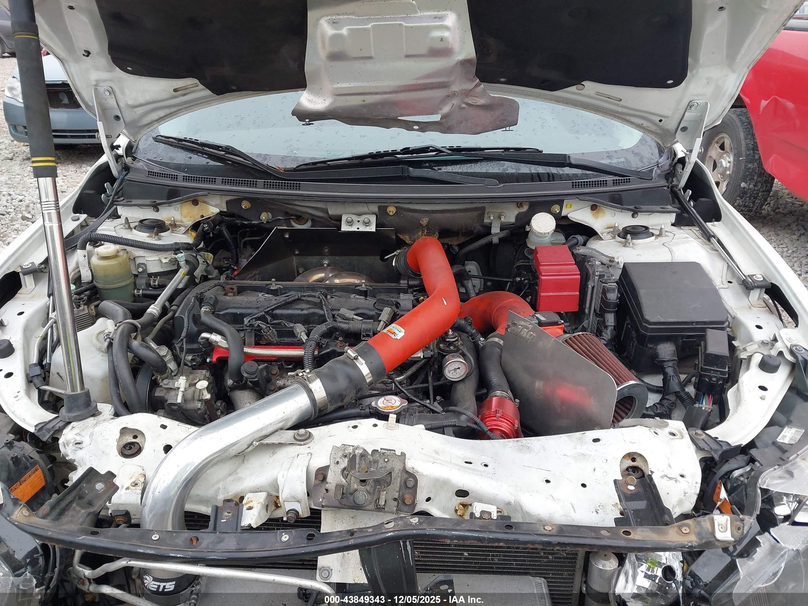 MITSUBISHI LANCER image 10