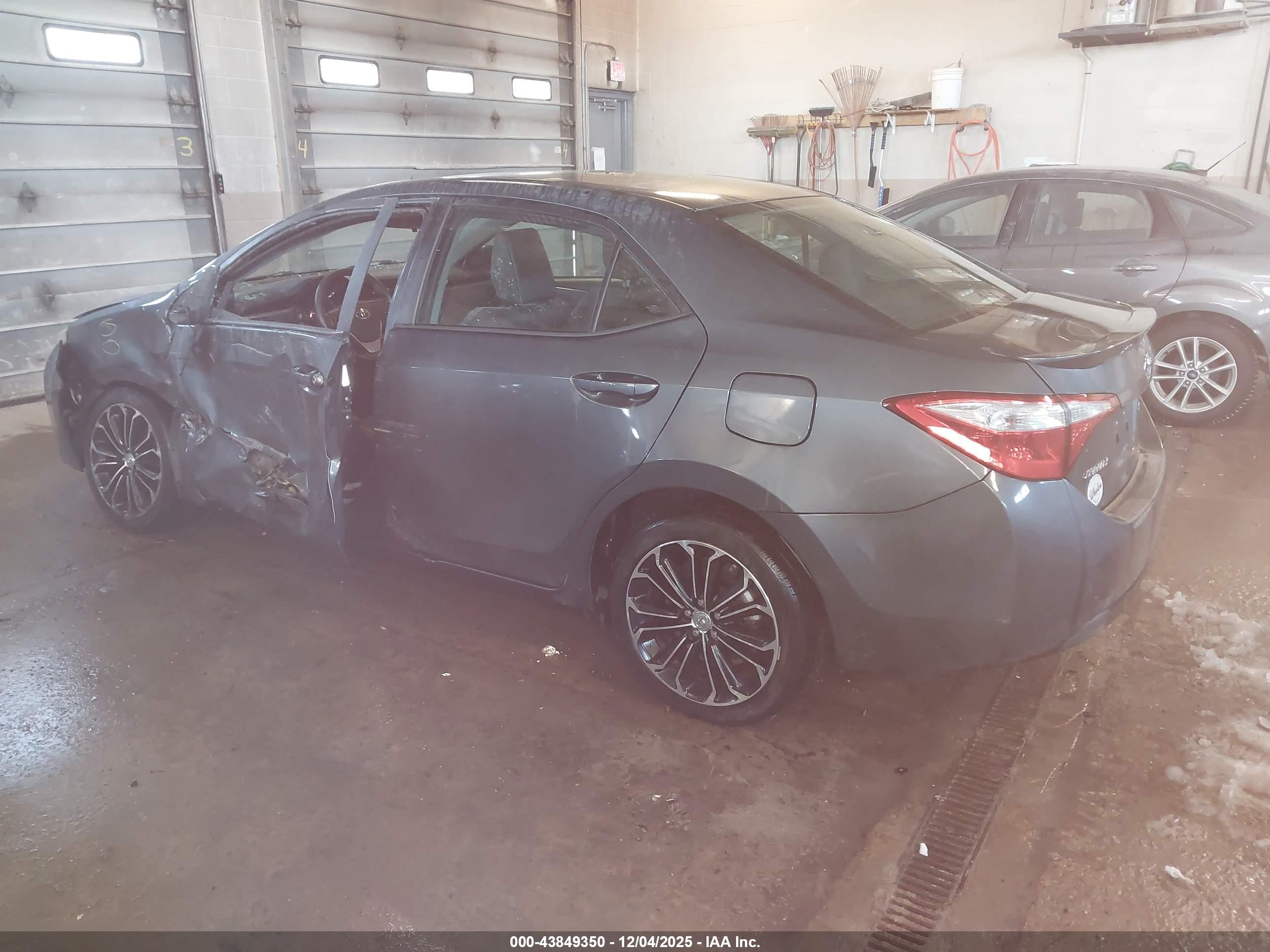 TOYOTA COROLLA image 3