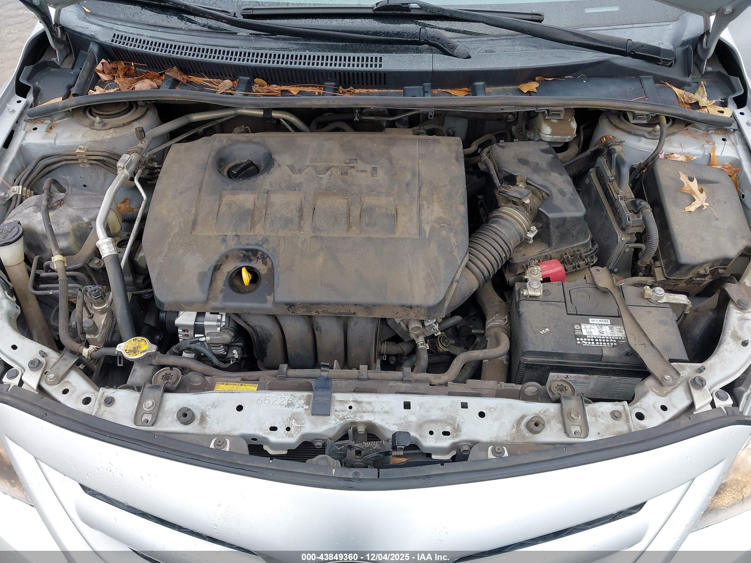 TOYOTA COROLLA image 10