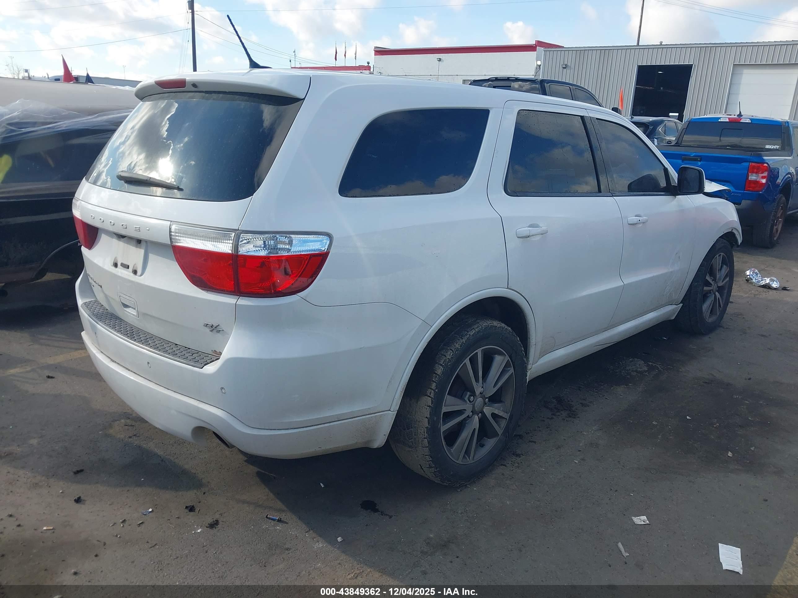 DODGE DURANGO image 4