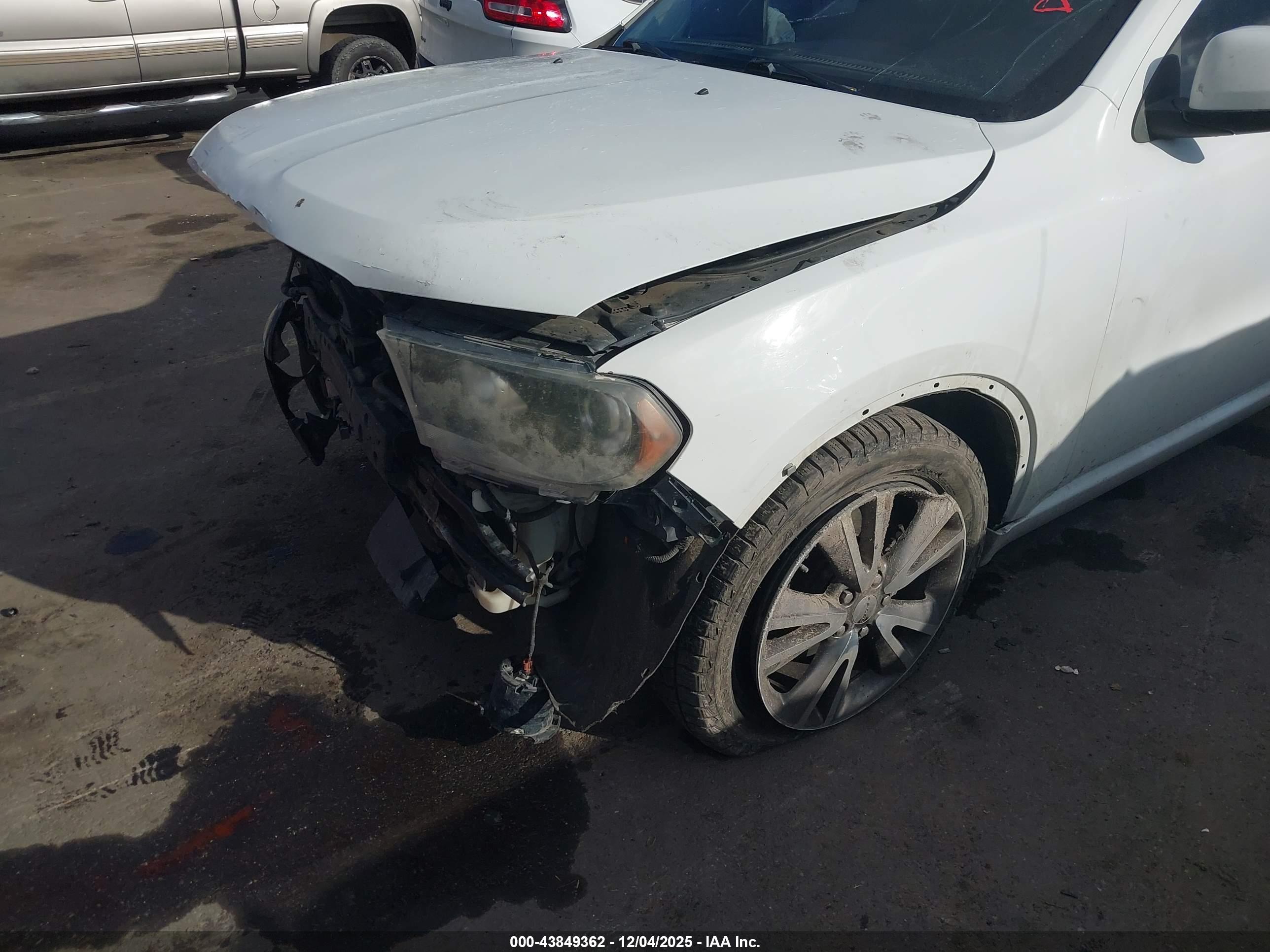 DODGE DURANGO image 6