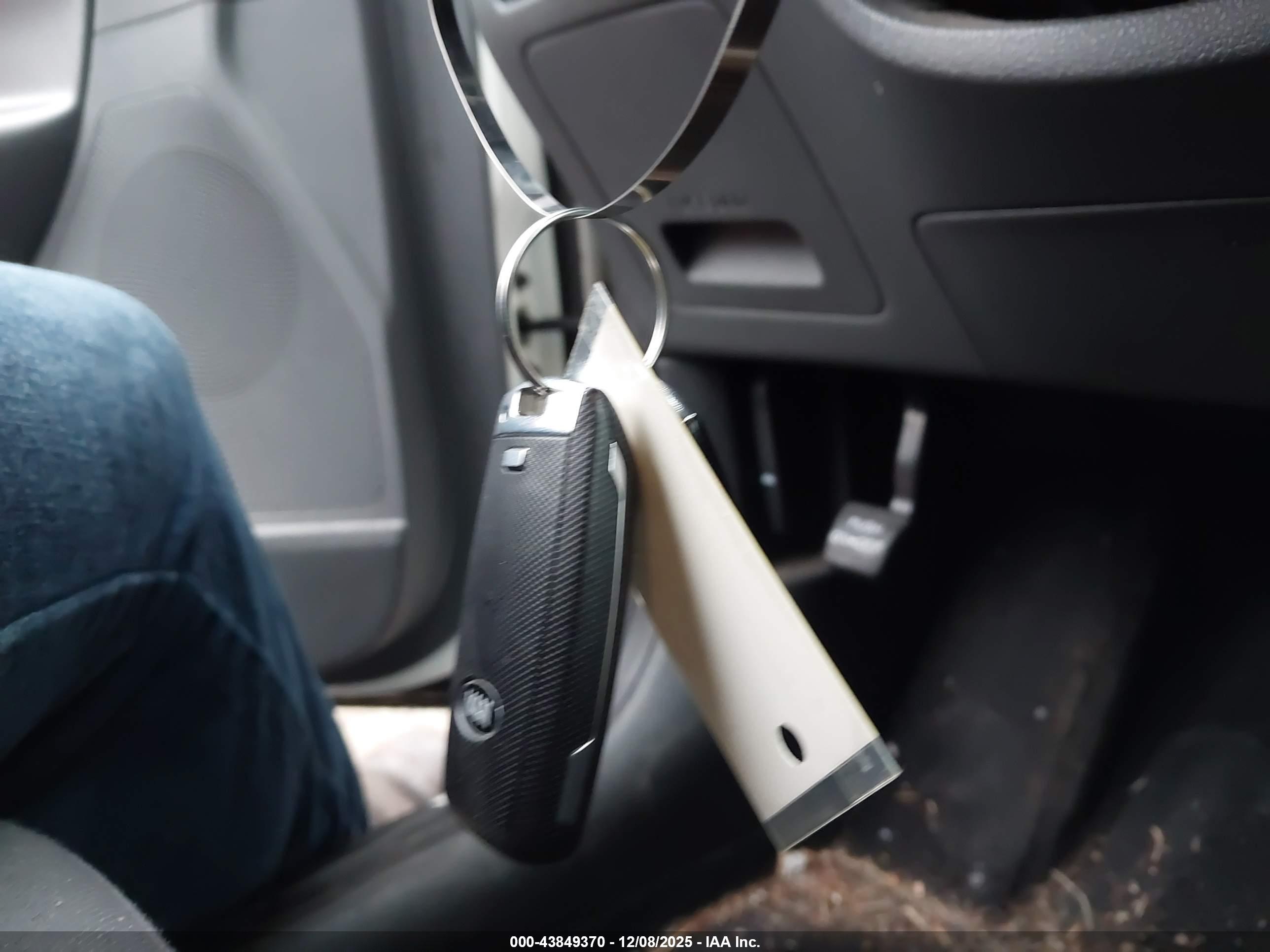 KIA NIRO image 11