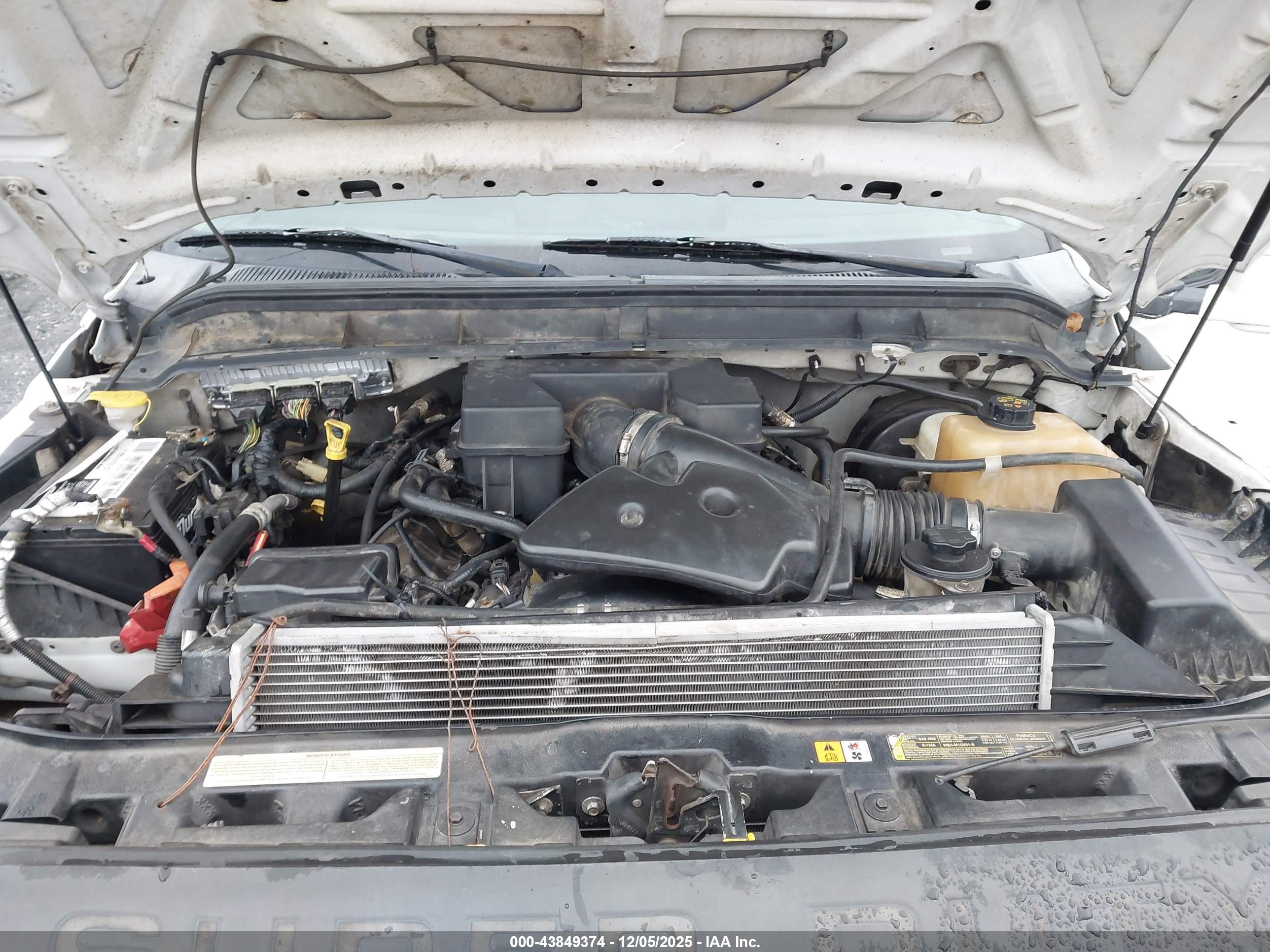 FORD F-250 image 10