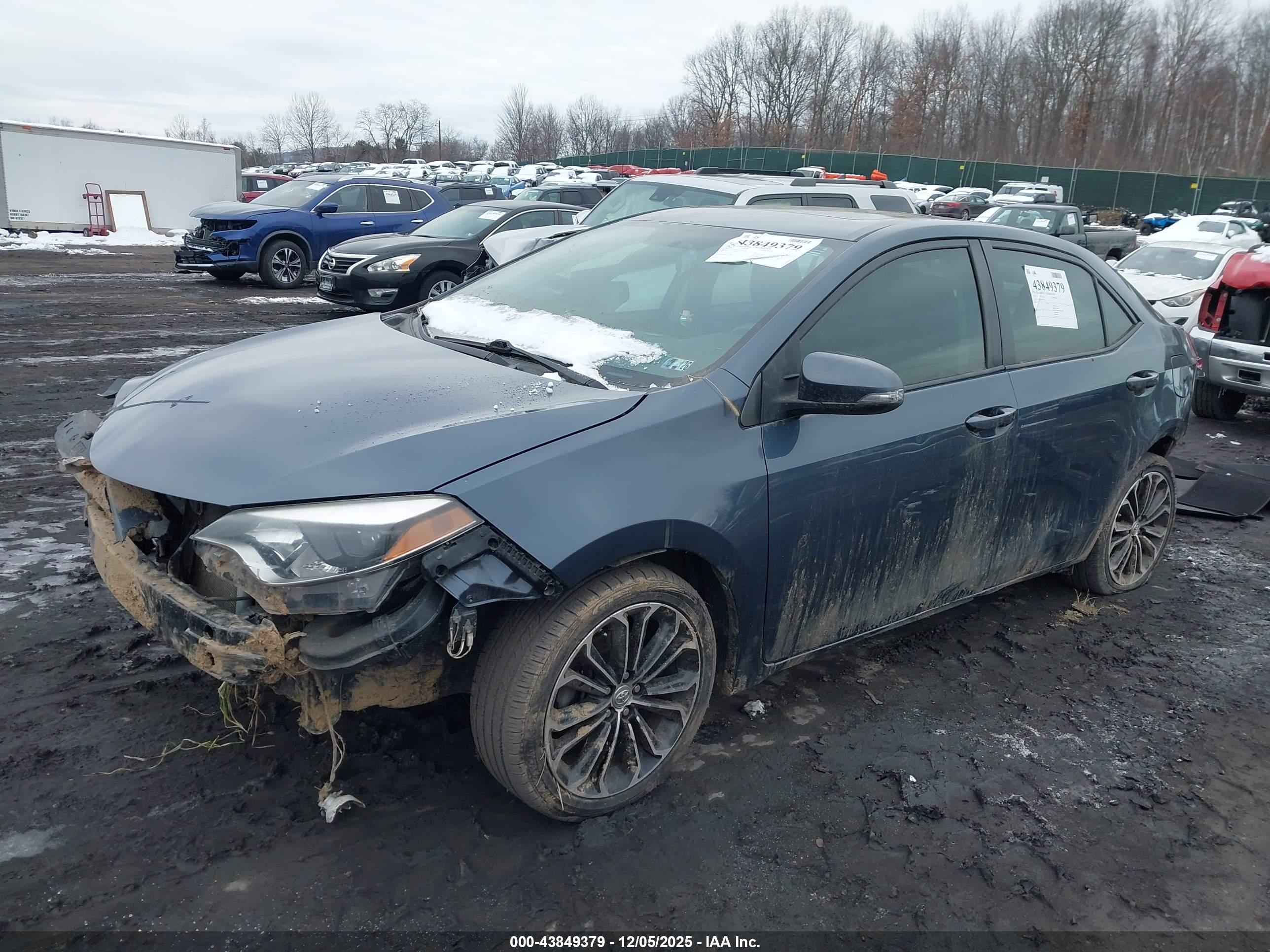 TOYOTA COROLLA image 2