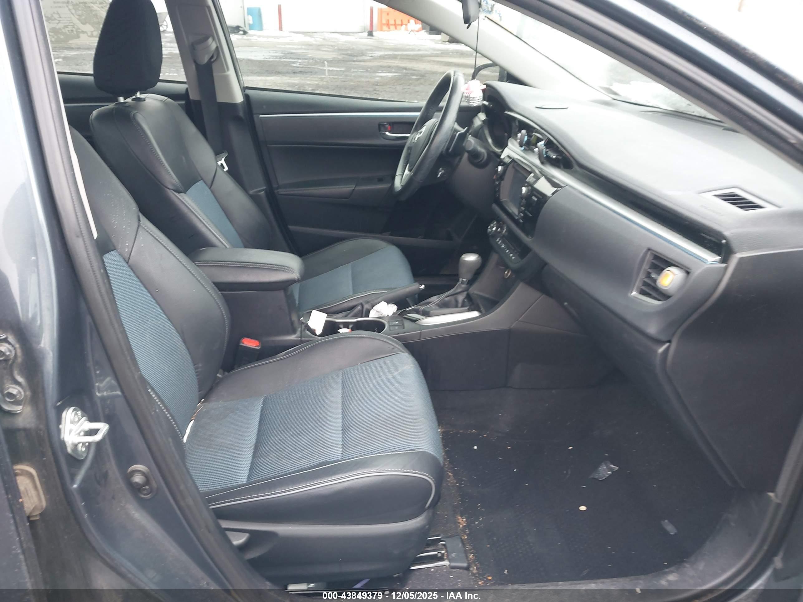 TOYOTA COROLLA image 5