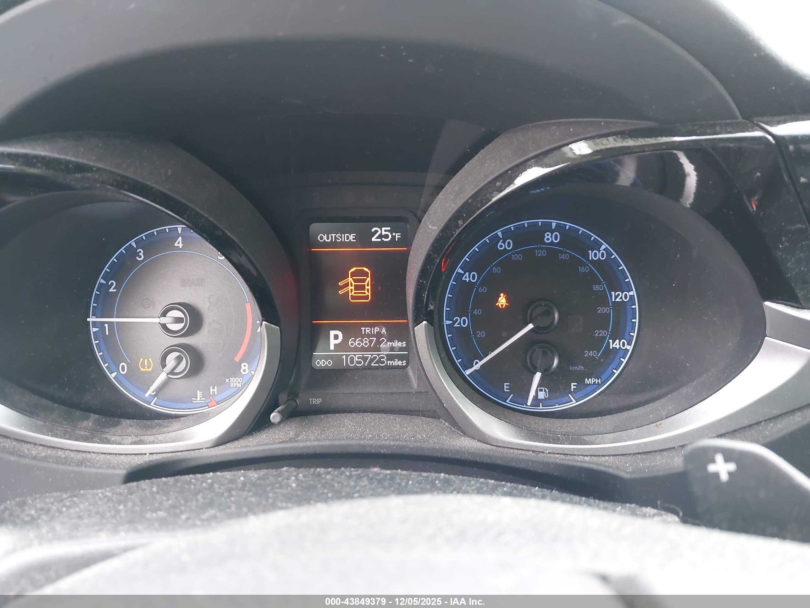 TOYOTA COROLLA image 7