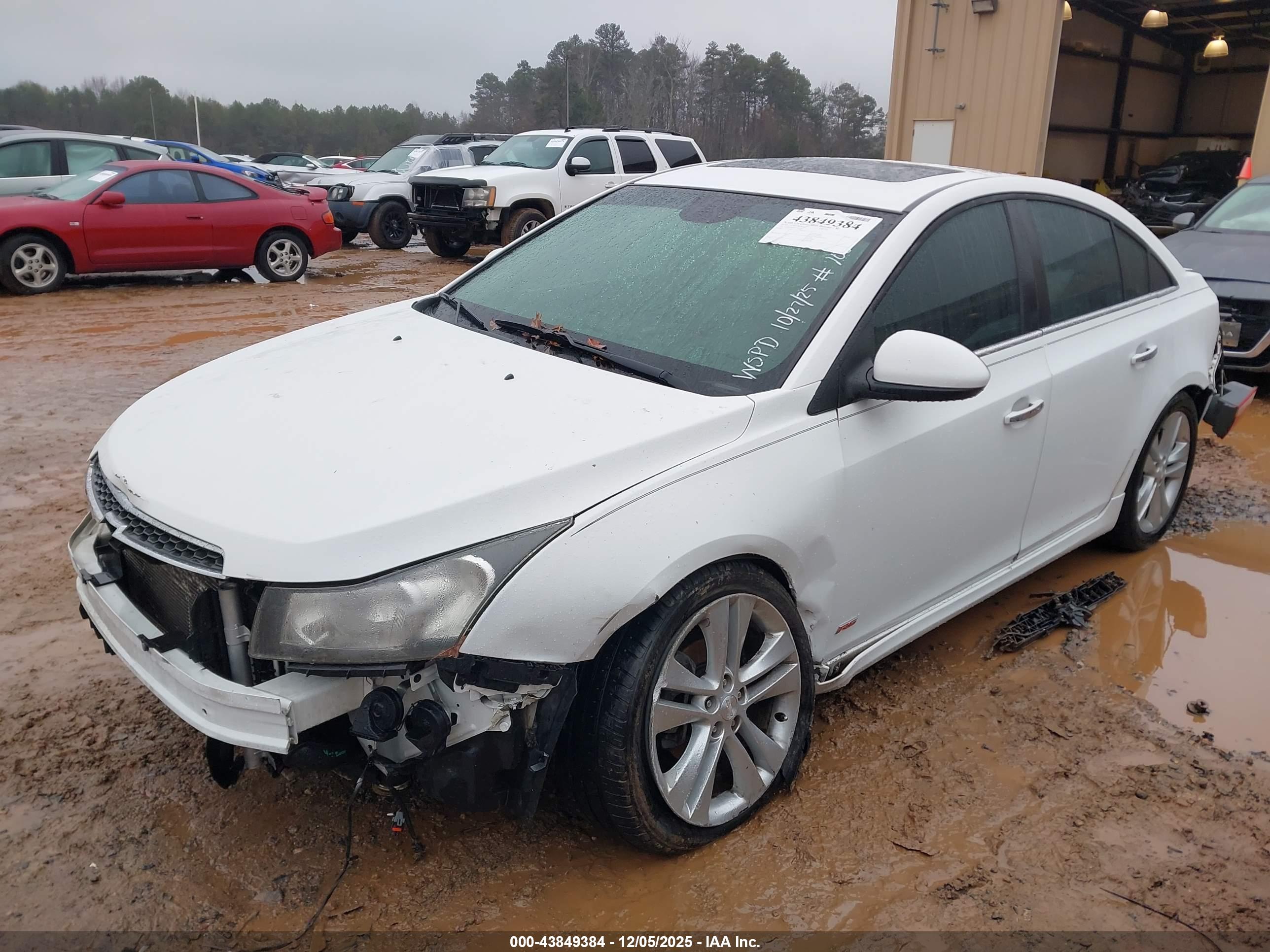 CHEVROLET CRUZE image 2