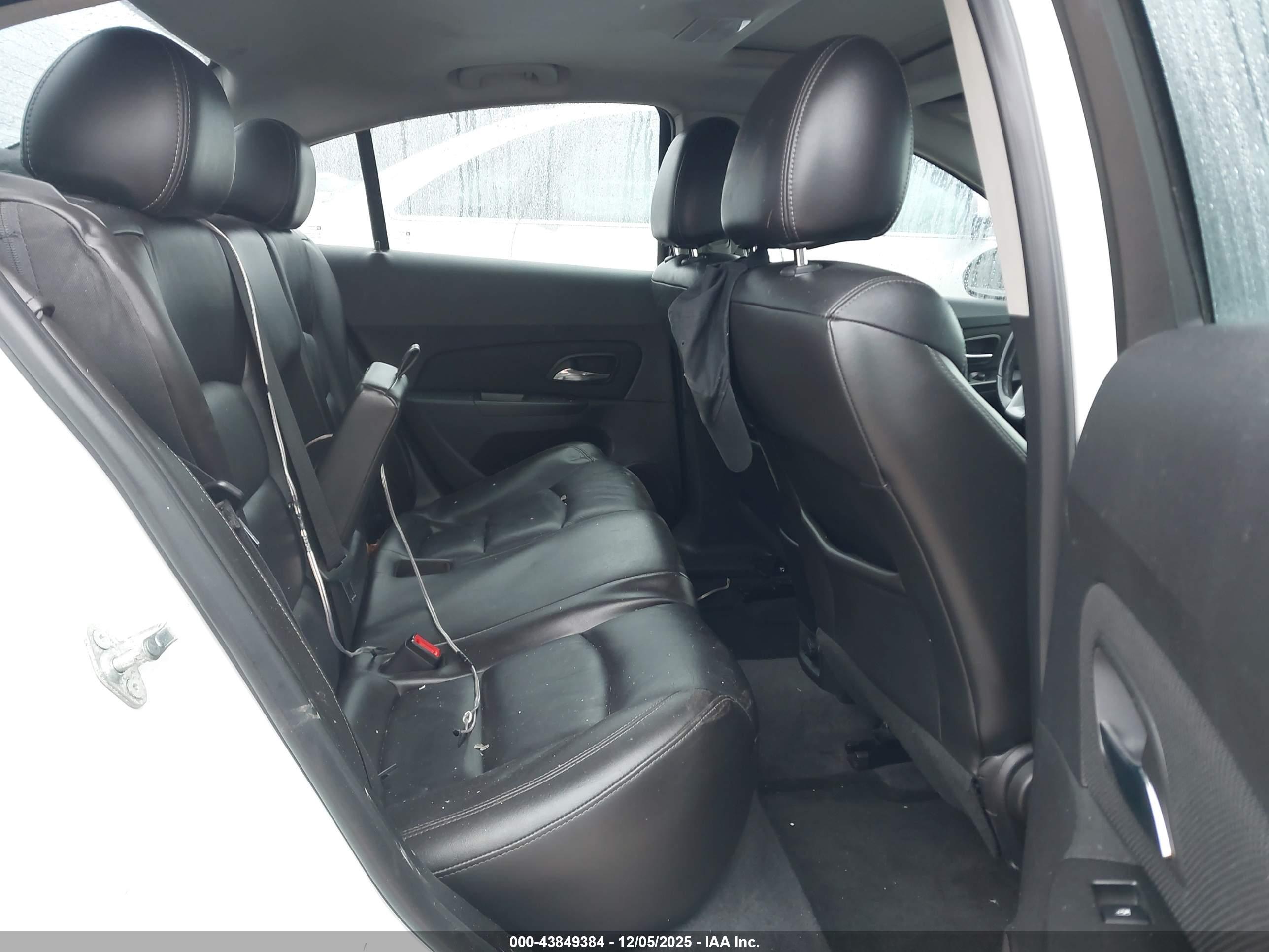 CHEVROLET CRUZE image 8