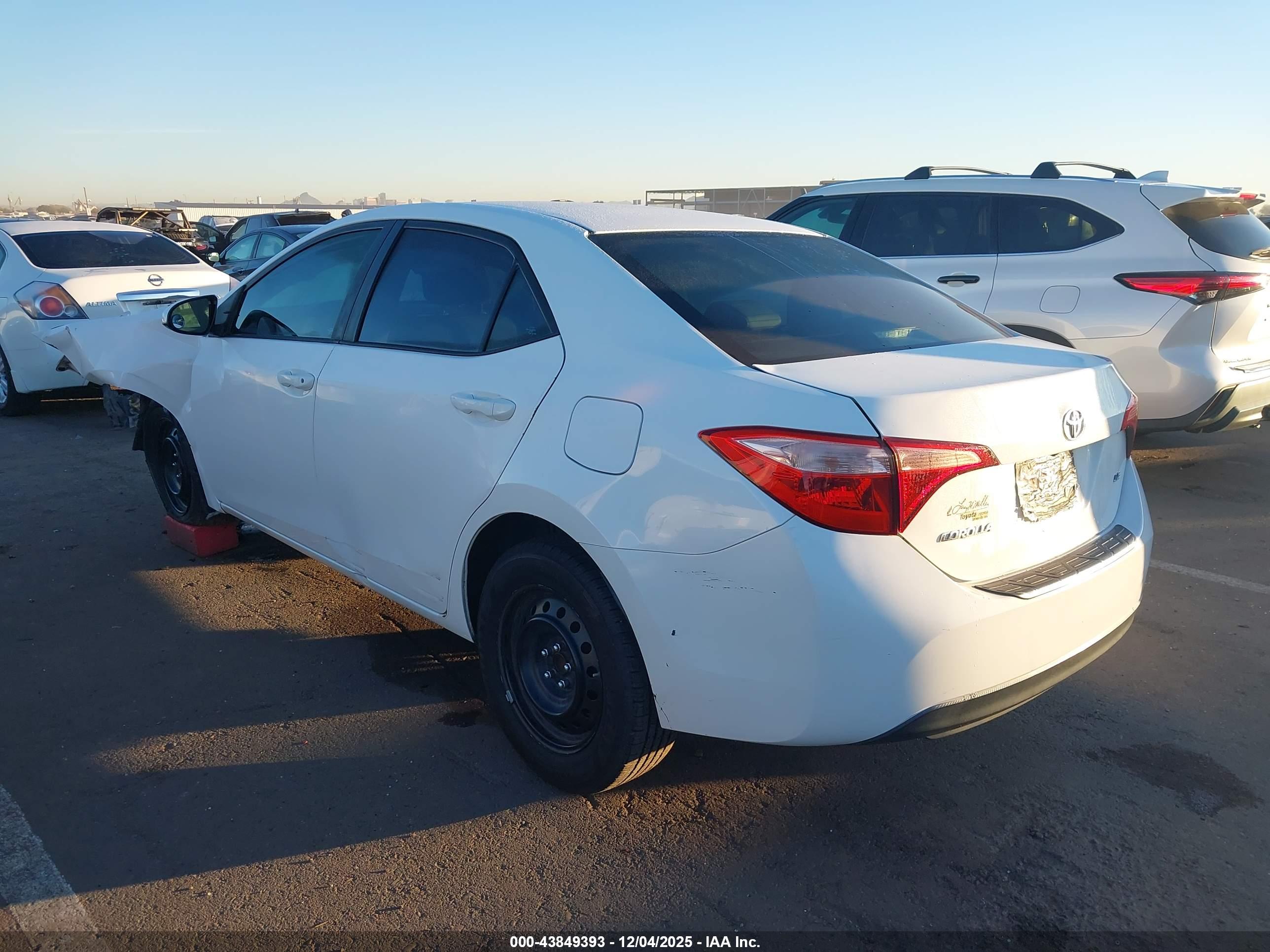 TOYOTA COROLLA image 3