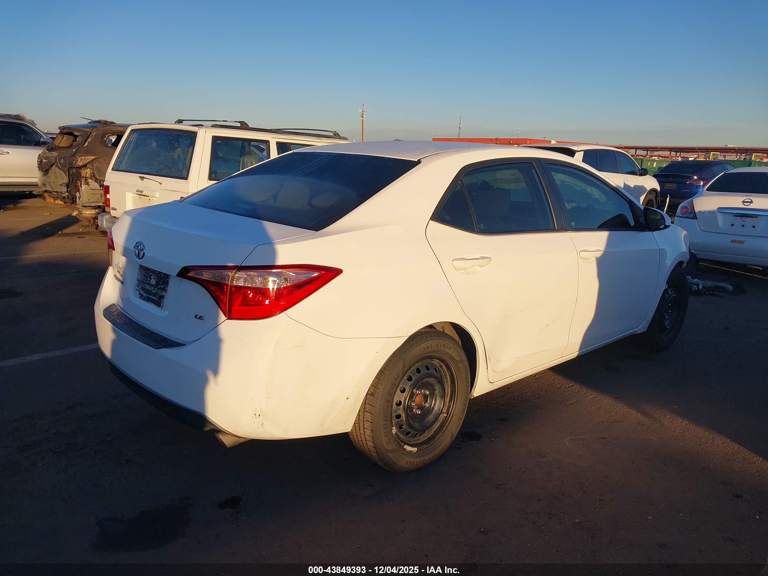 TOYOTA COROLLA image 4
