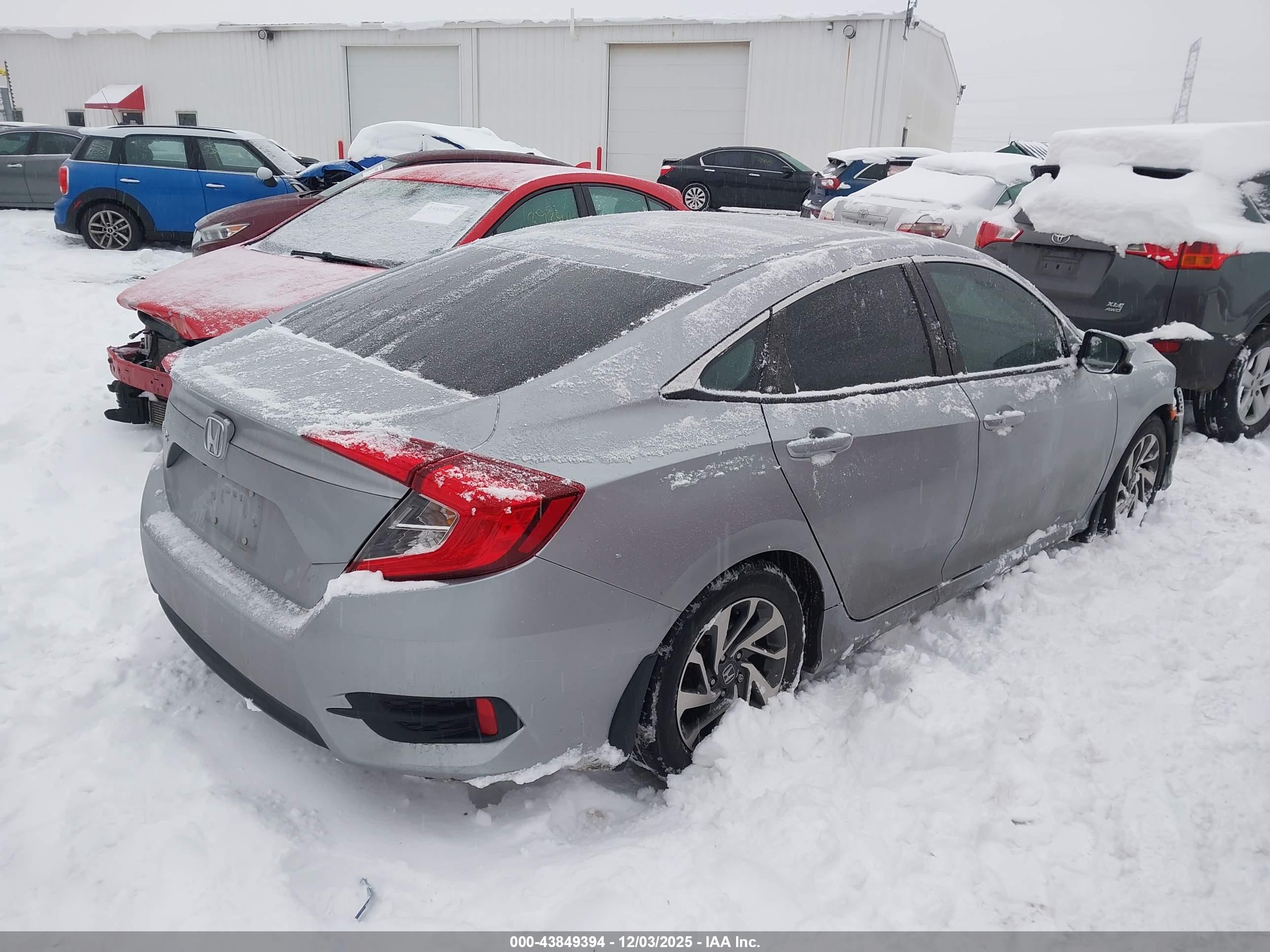HONDA CIVIC image 4