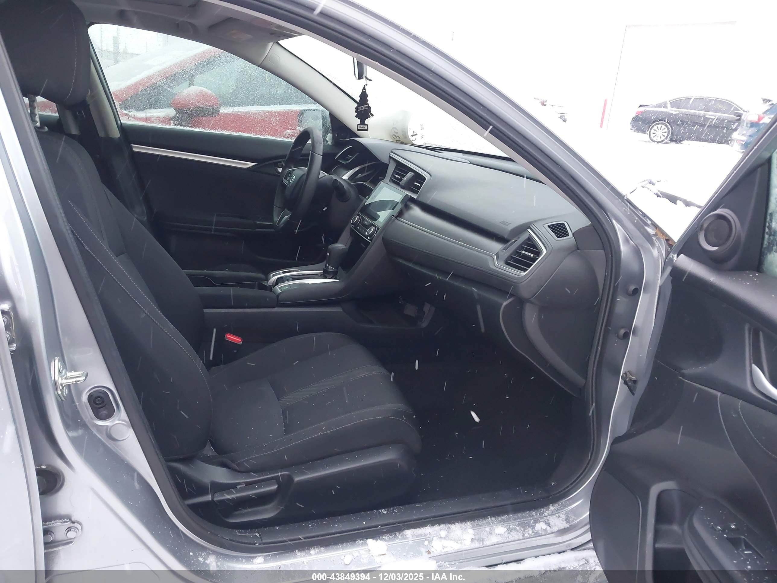 HONDA CIVIC image 5