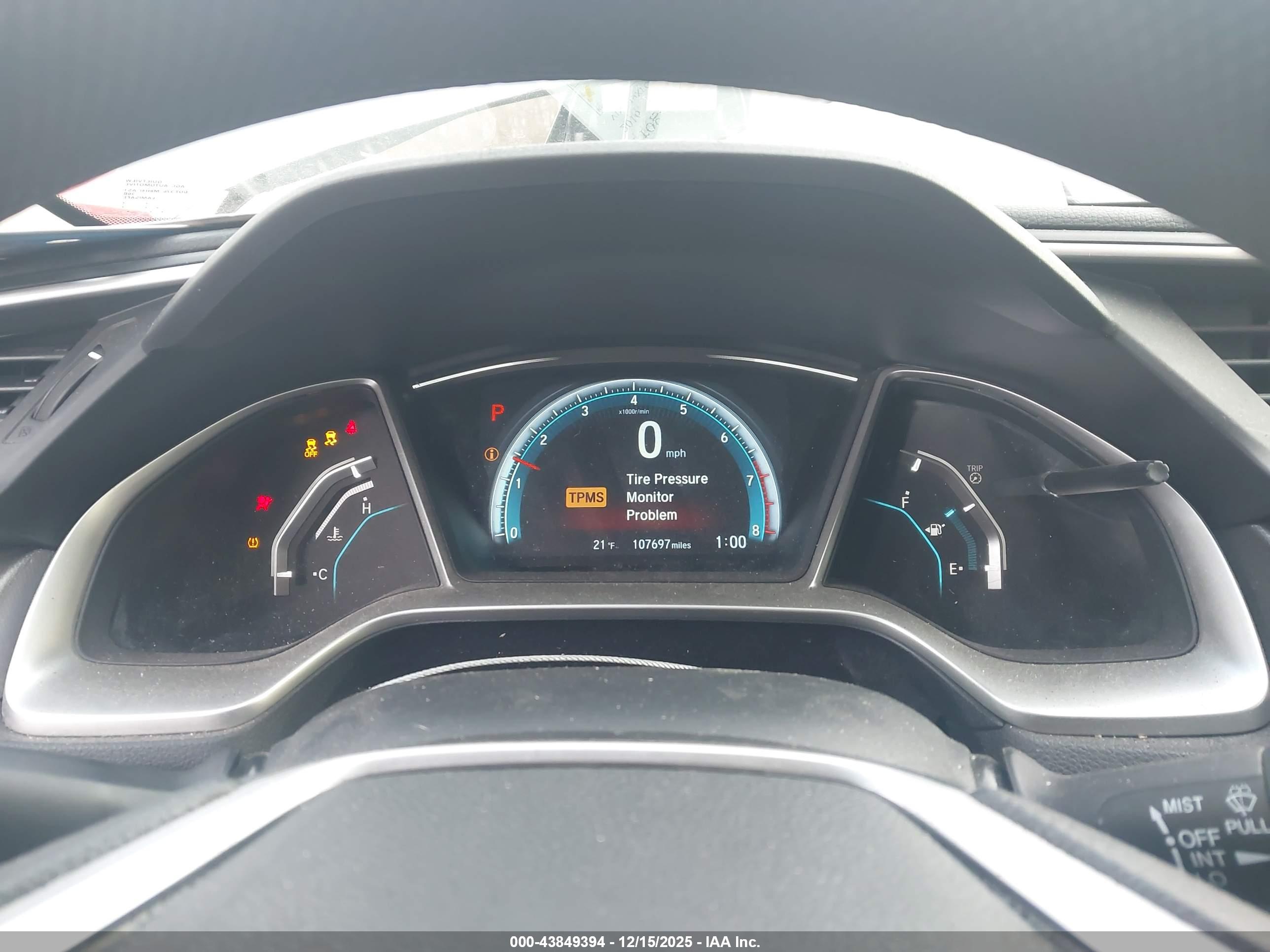 HONDA CIVIC image 7