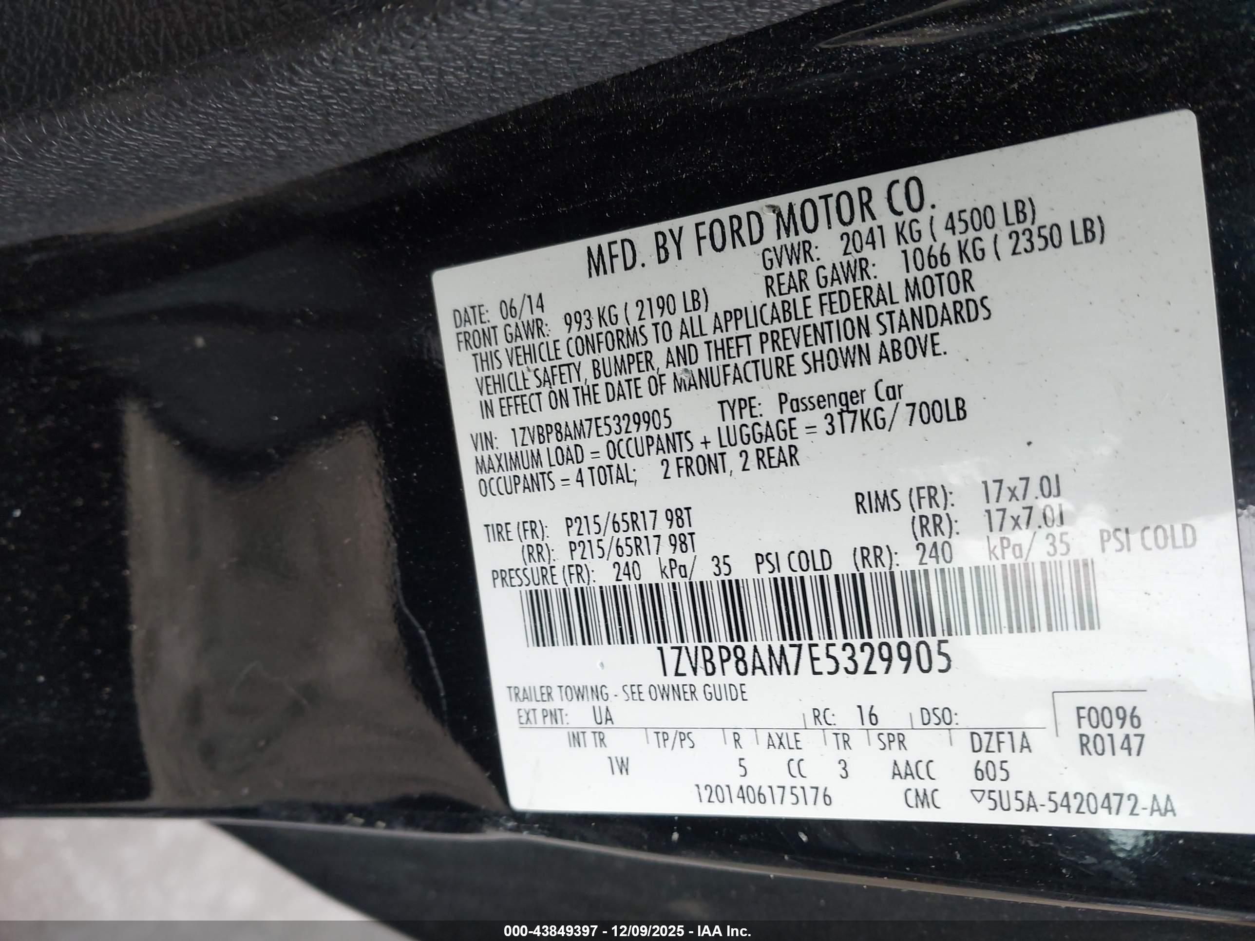 FORD MUSTANG image 9