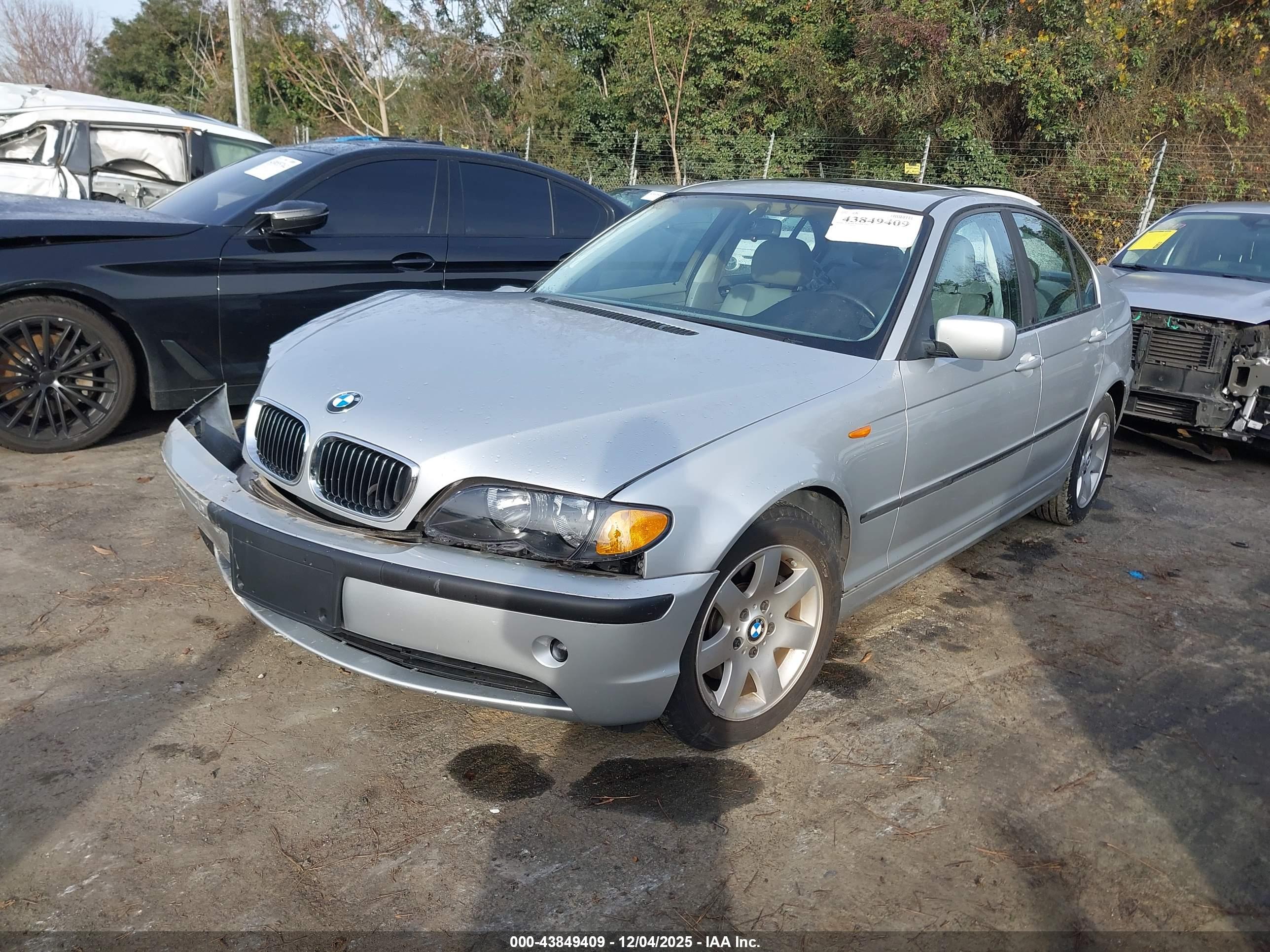 BMW 325I image 2