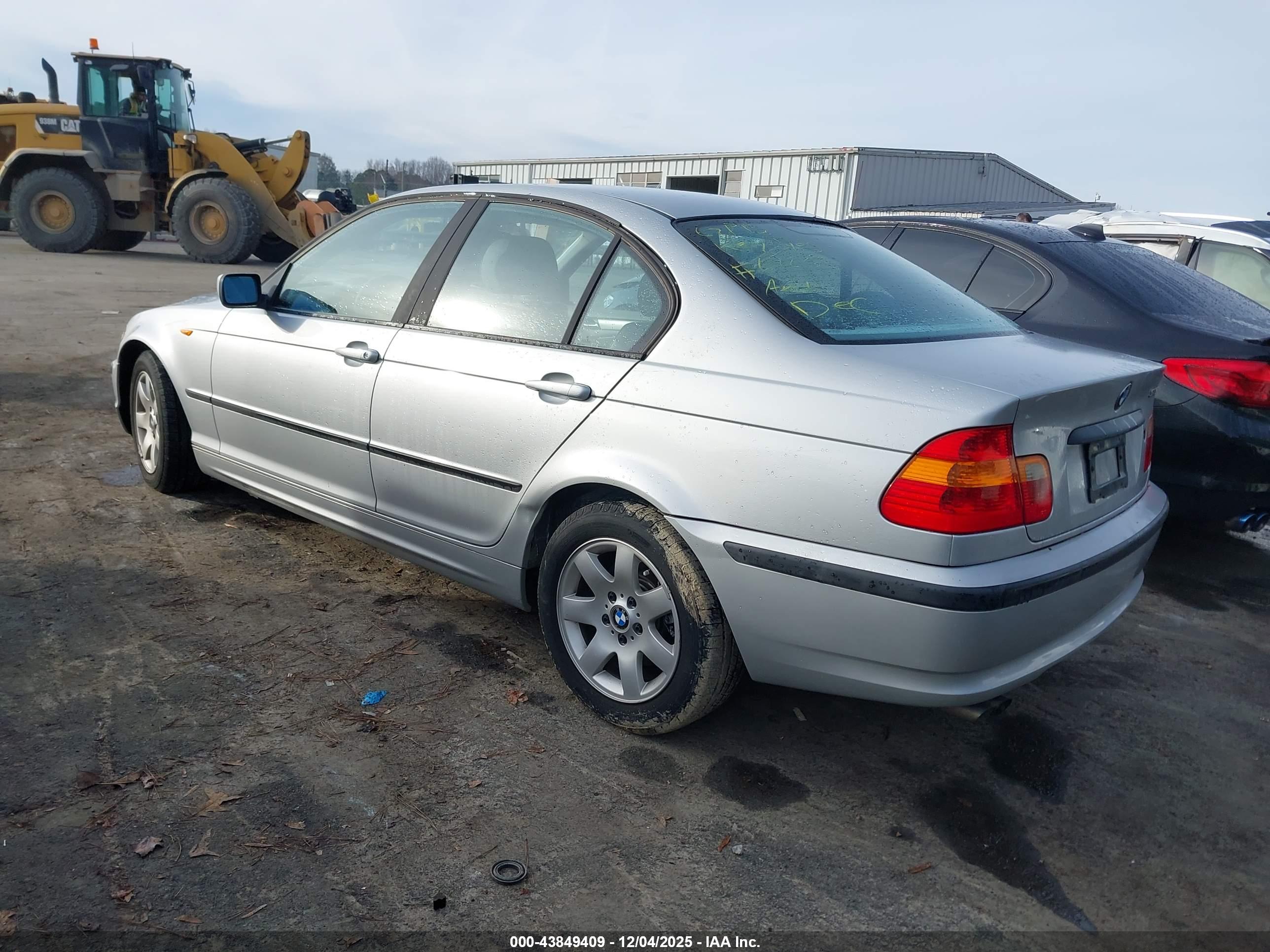 BMW 325I image 3