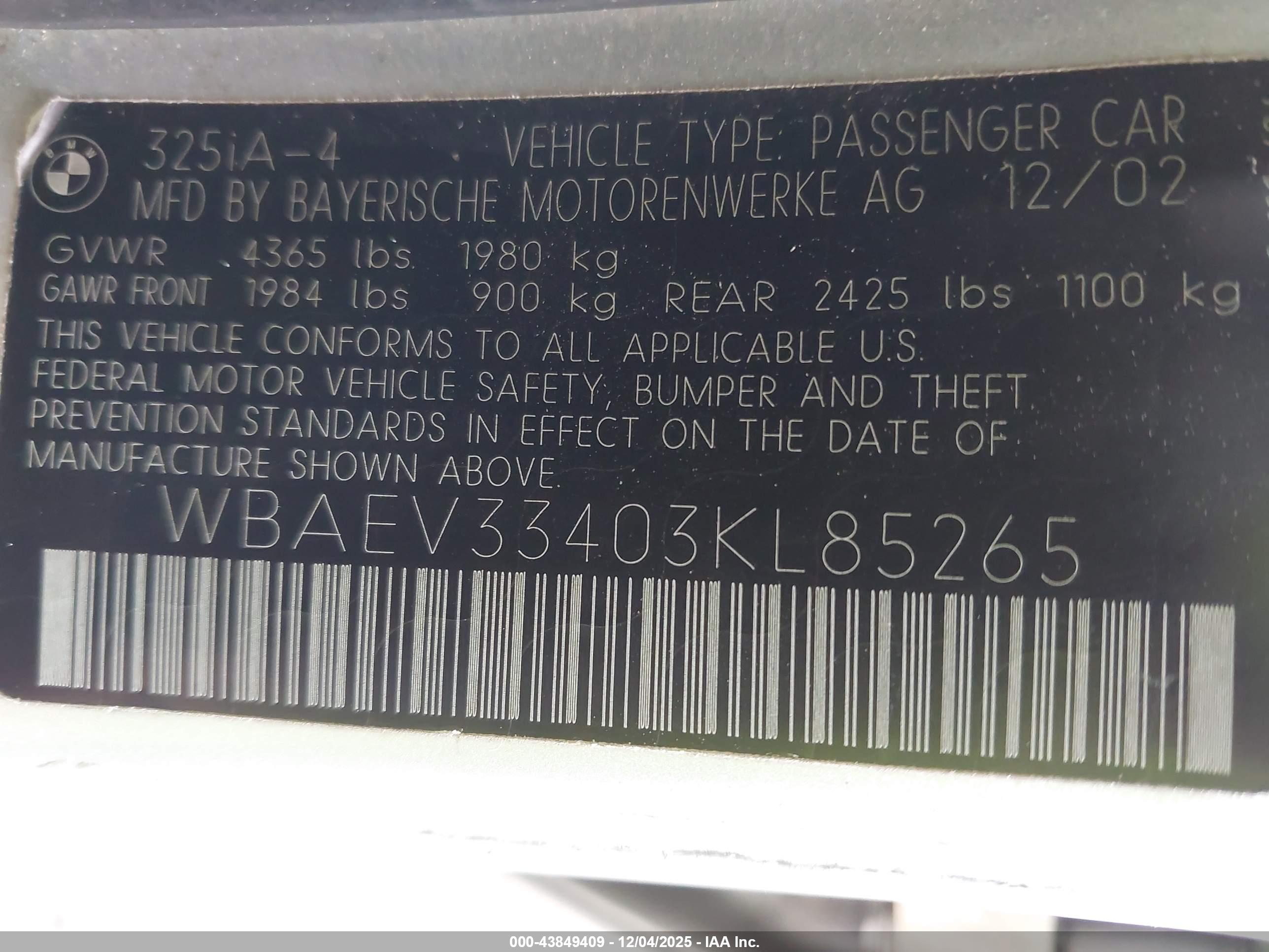 BMW 325I image 9