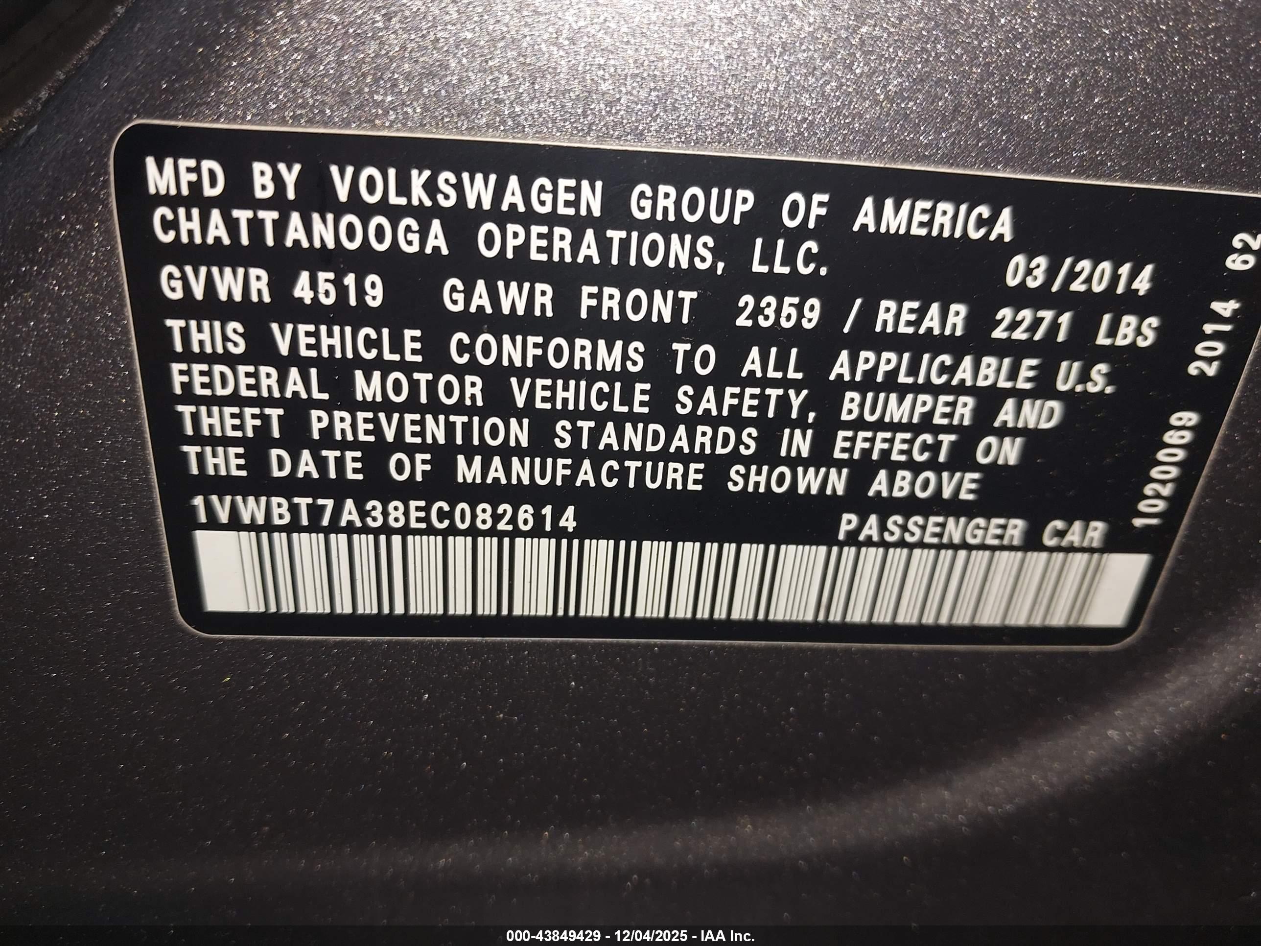 VOLKSWAGEN PASSAT image 9