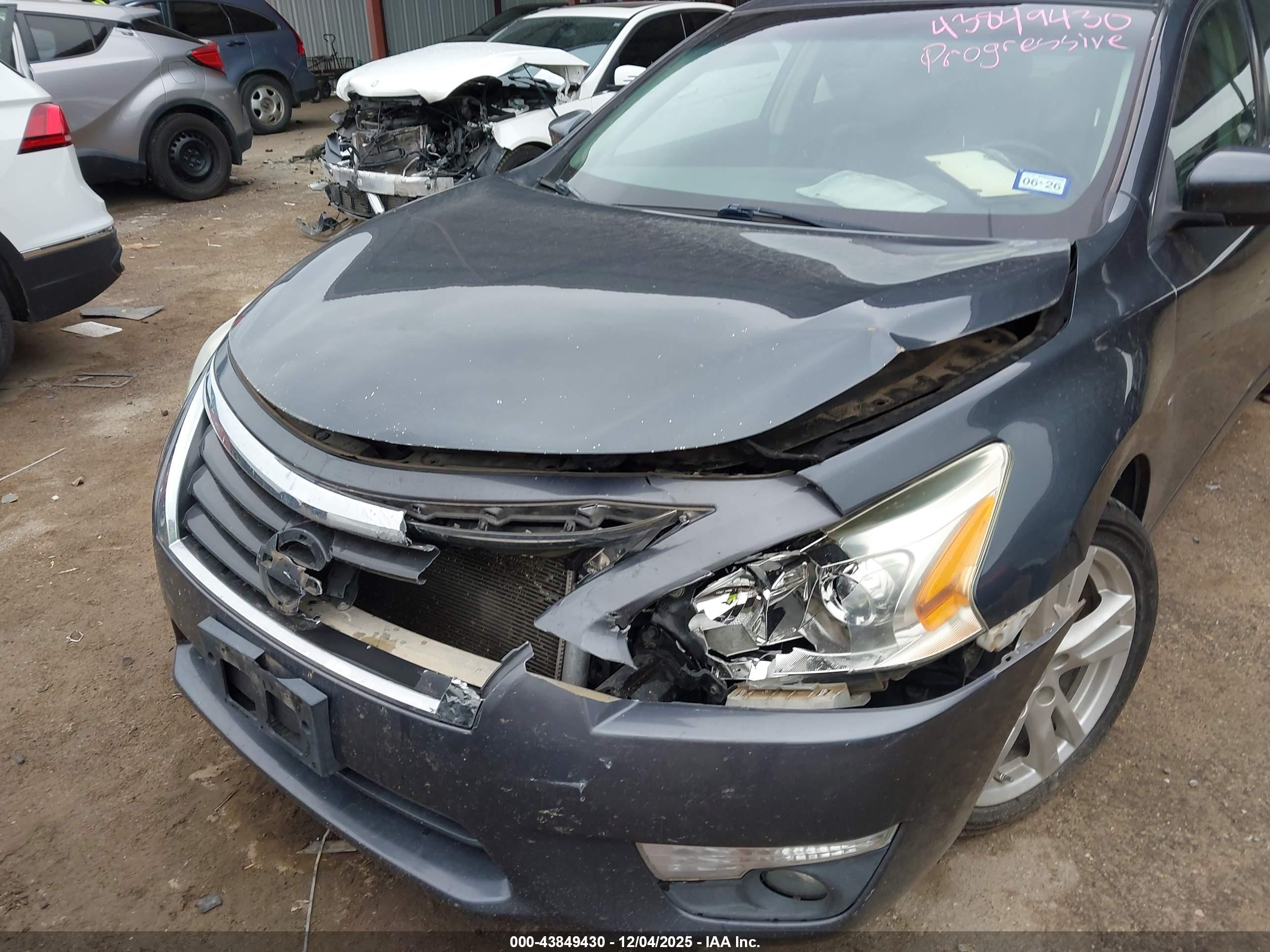 NISSAN ALTIMA image 6