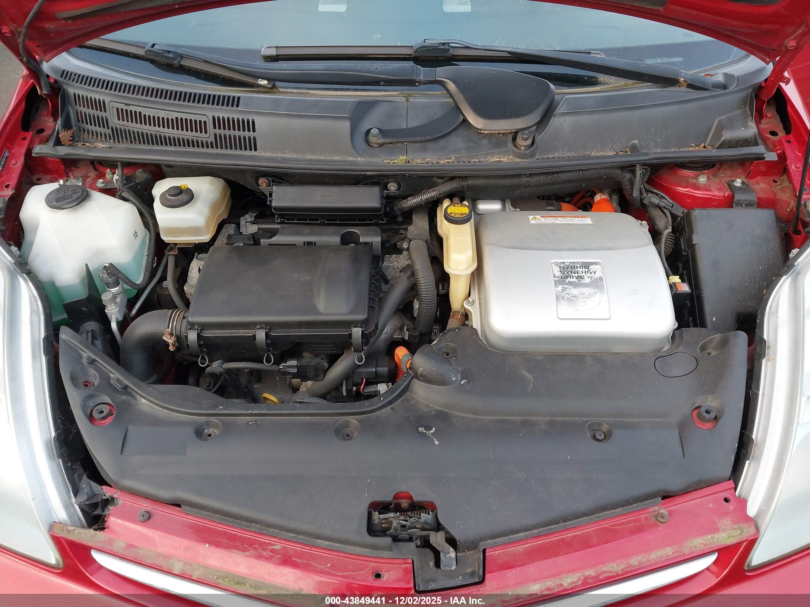 TOYOTA PRIUS image 10