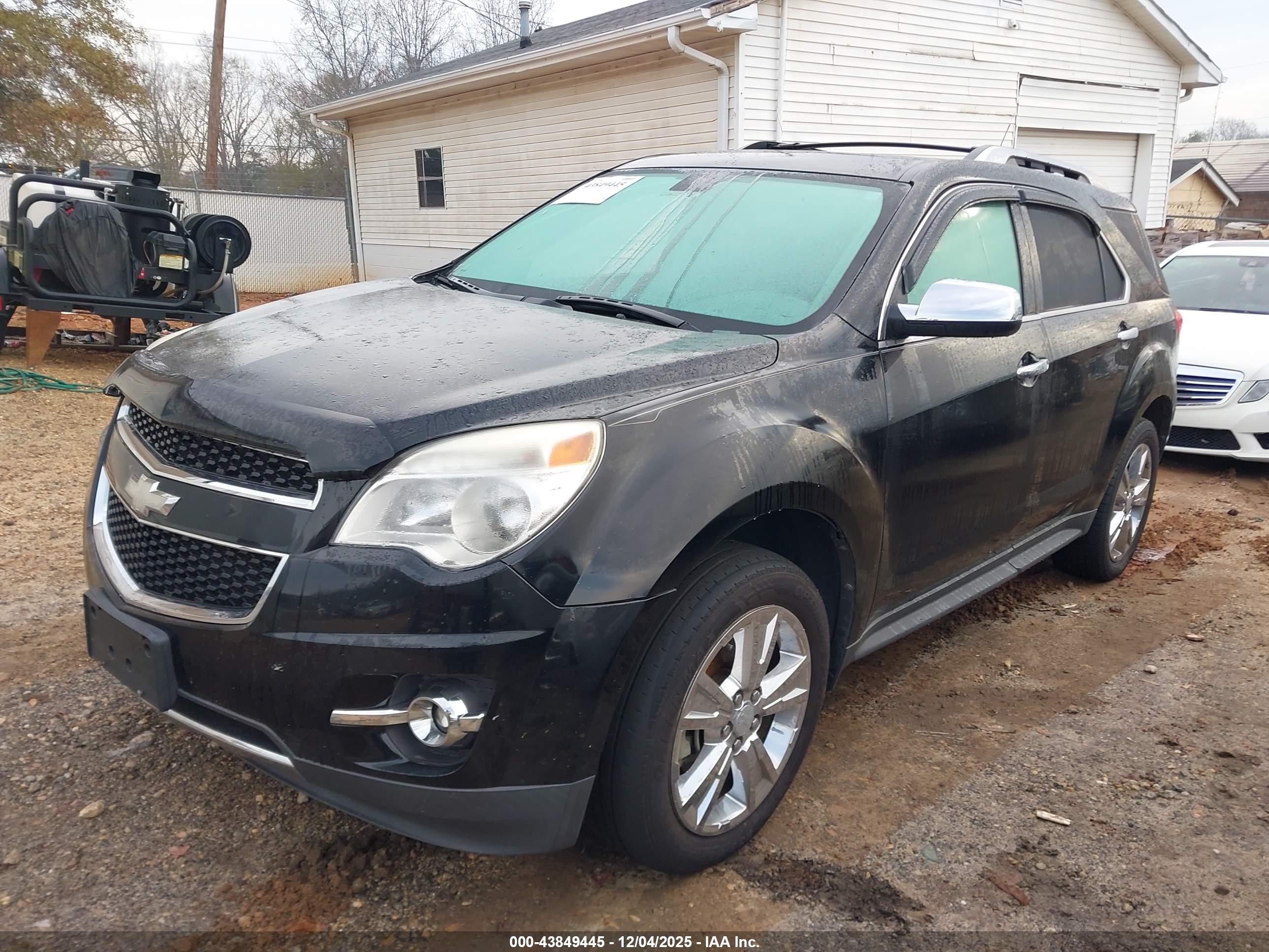 CHEVROLET EQUINOX image 2