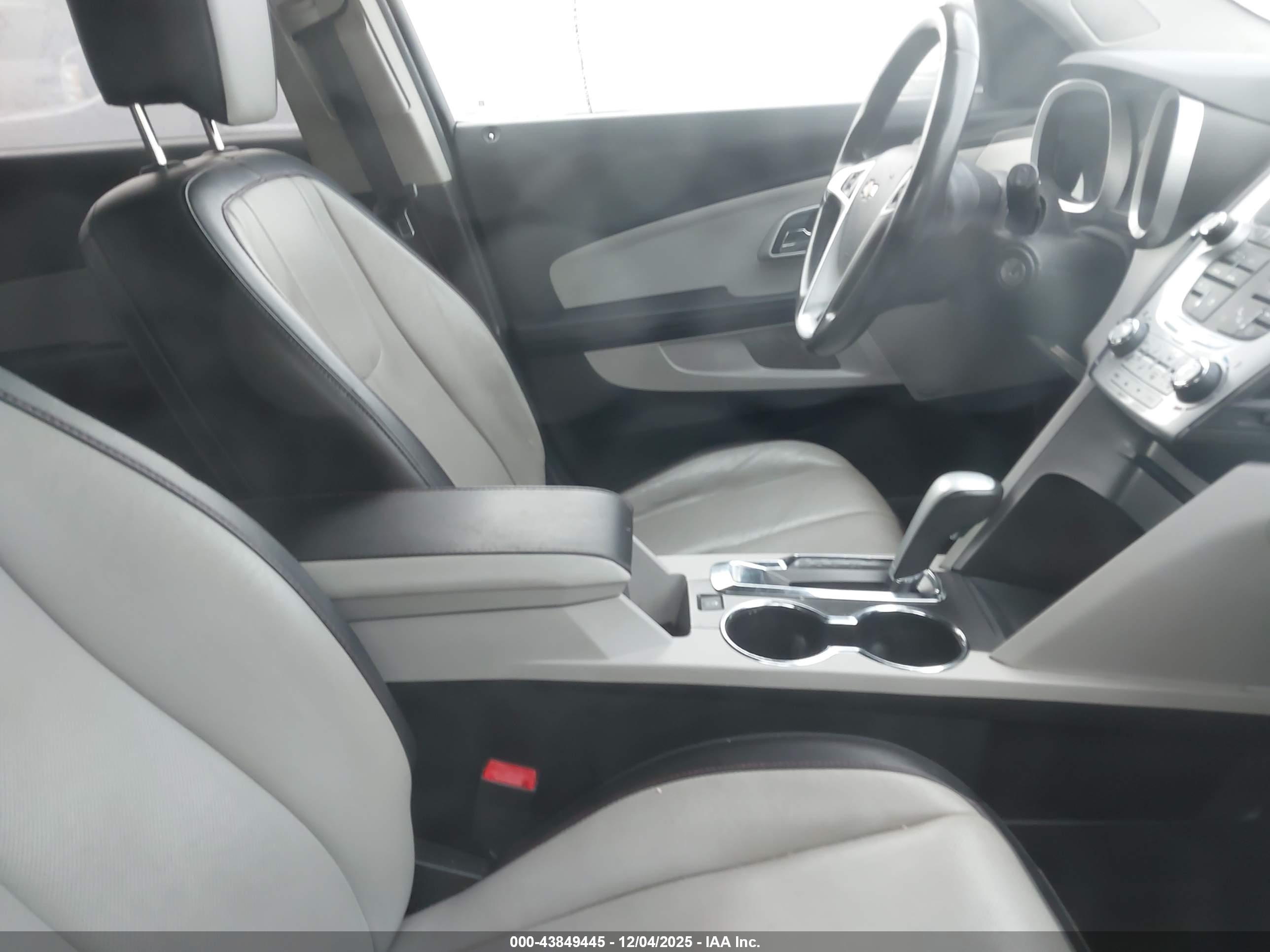 CHEVROLET EQUINOX image 5