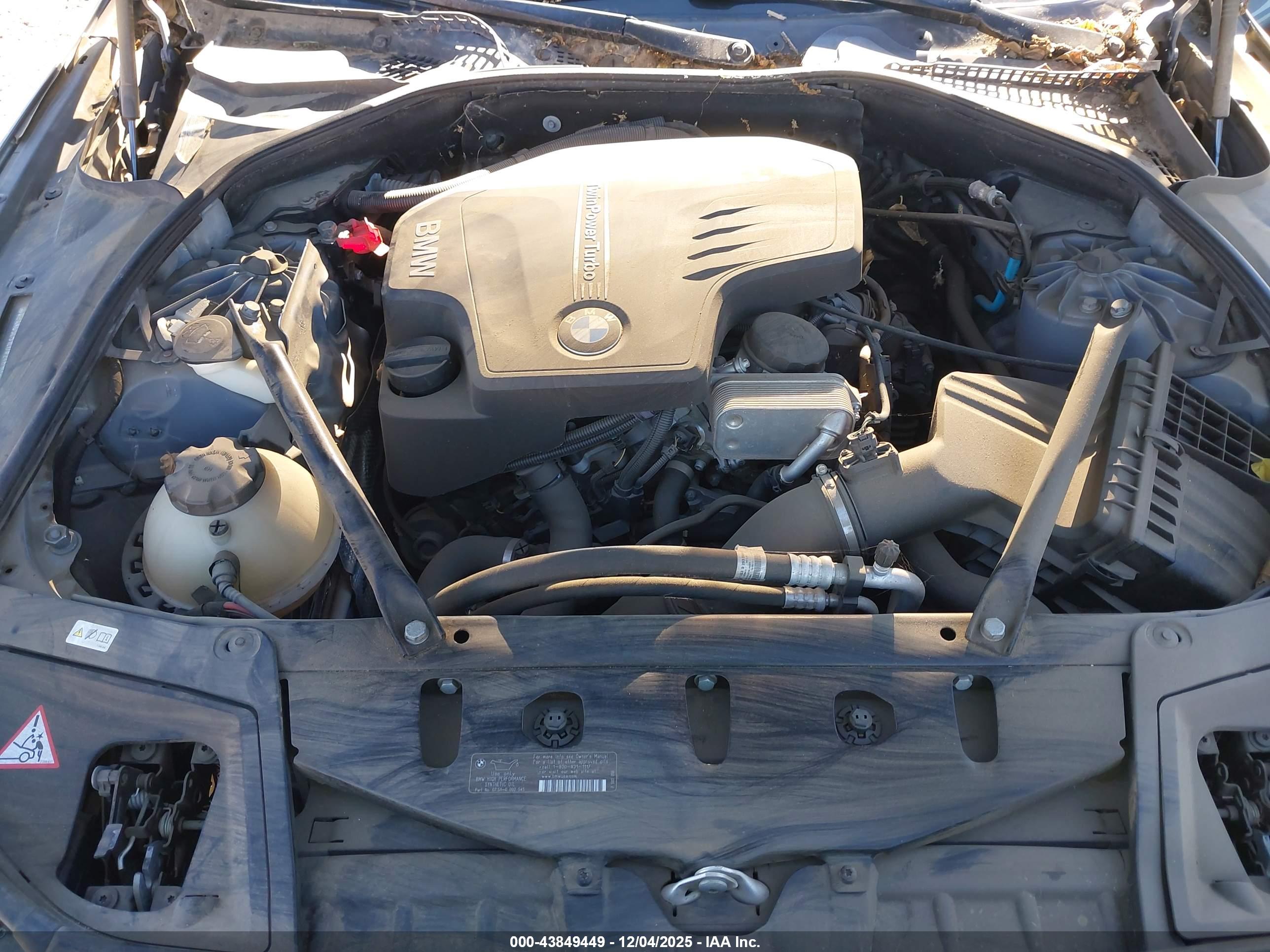 BMW 528I image 10