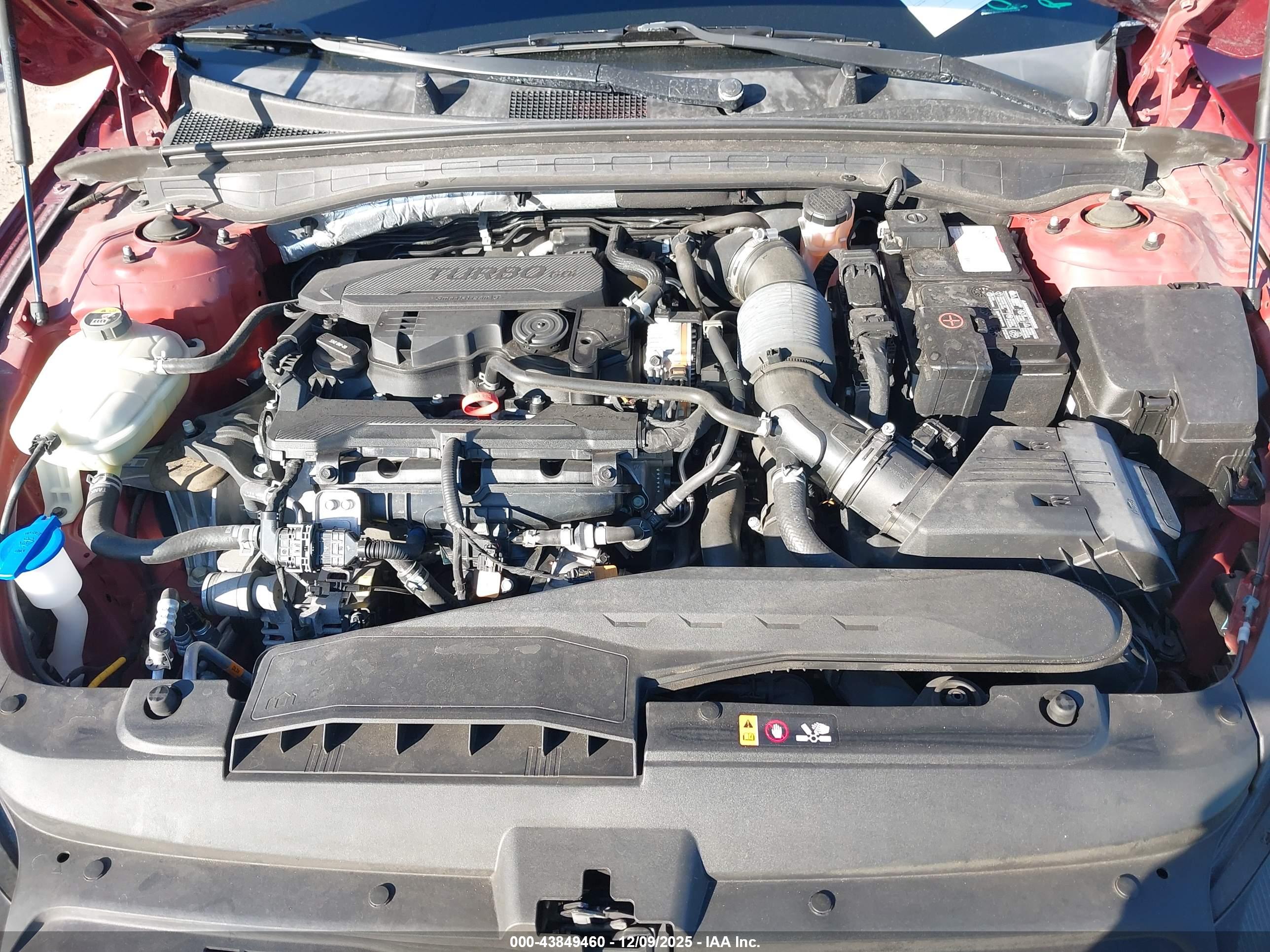 KIA K5 image 10