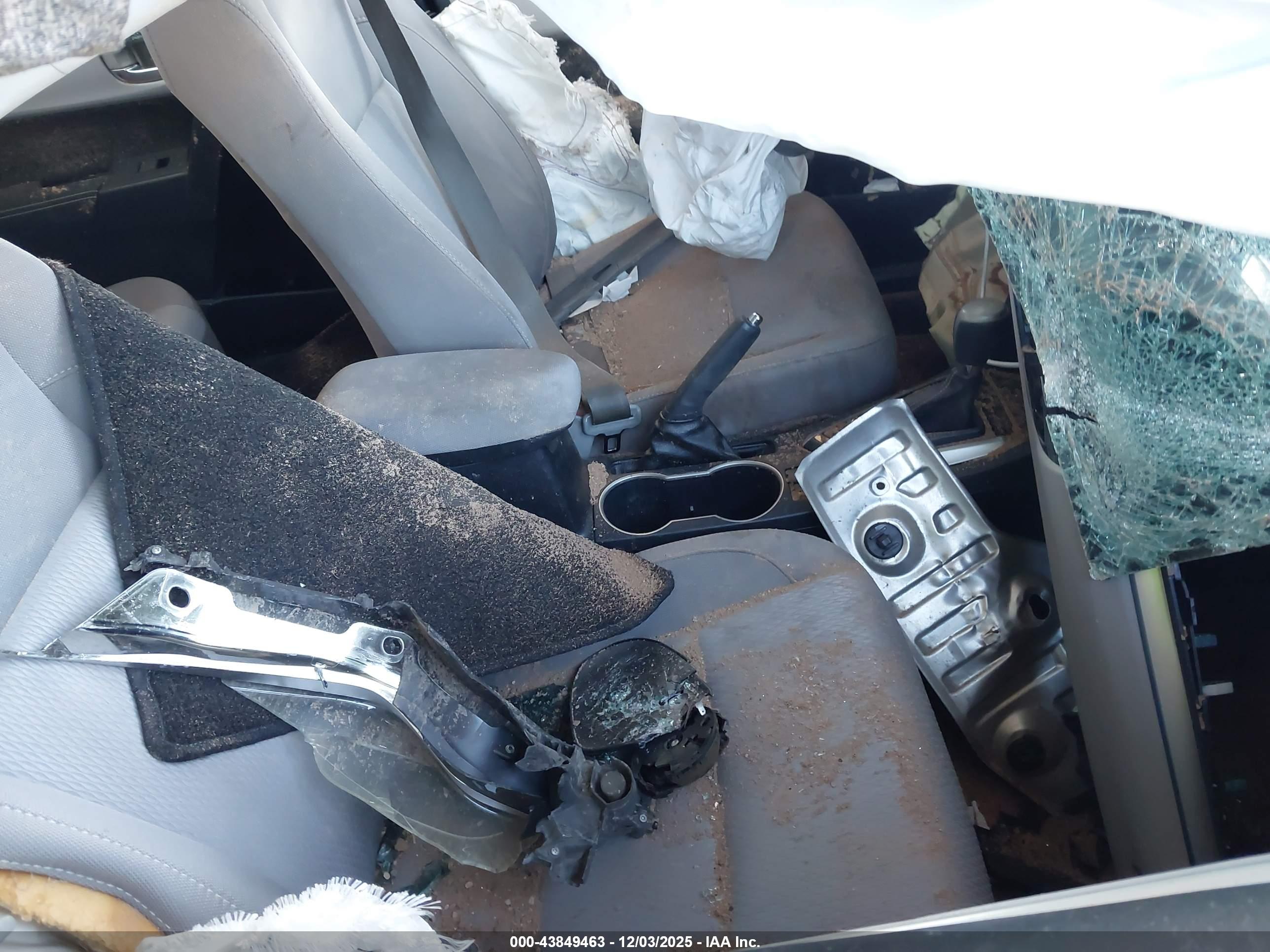 TOYOTA COROLLA image 5