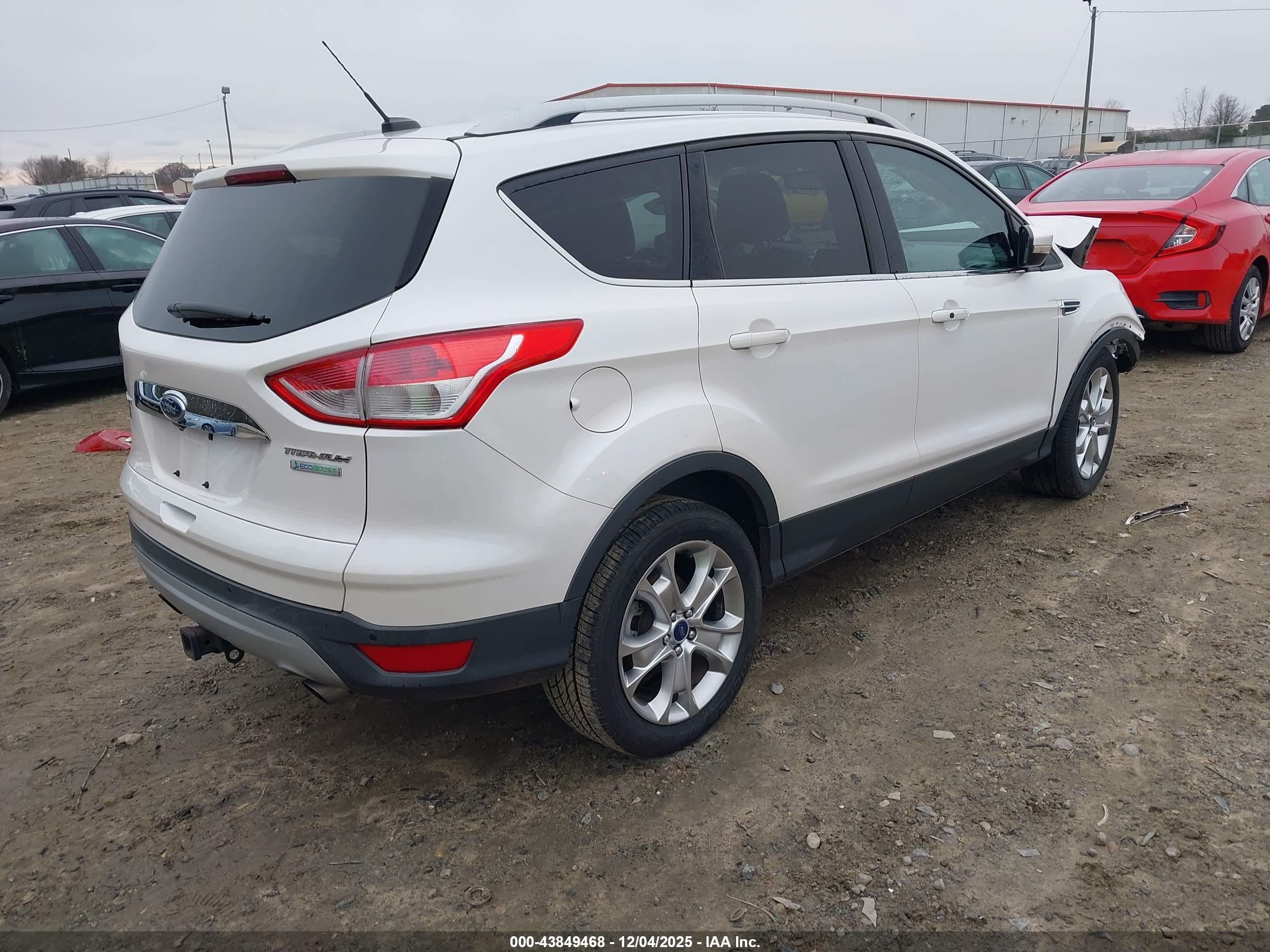 FORD ESCAPE image 4